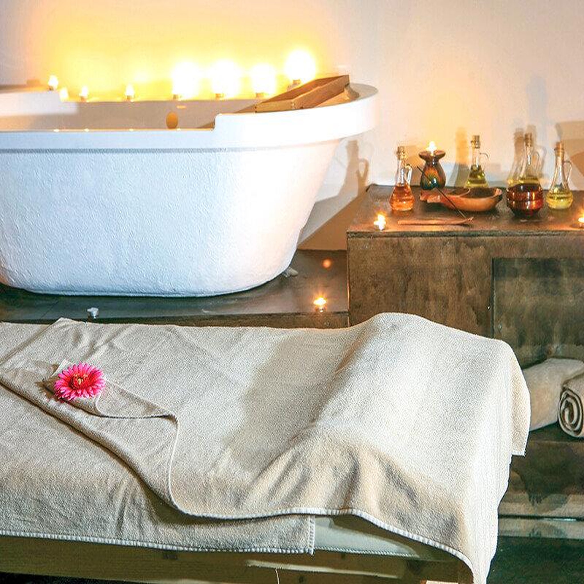 Voir la diapositive 4 : Smartbox Massages à paris - coffret cadeau bien-être