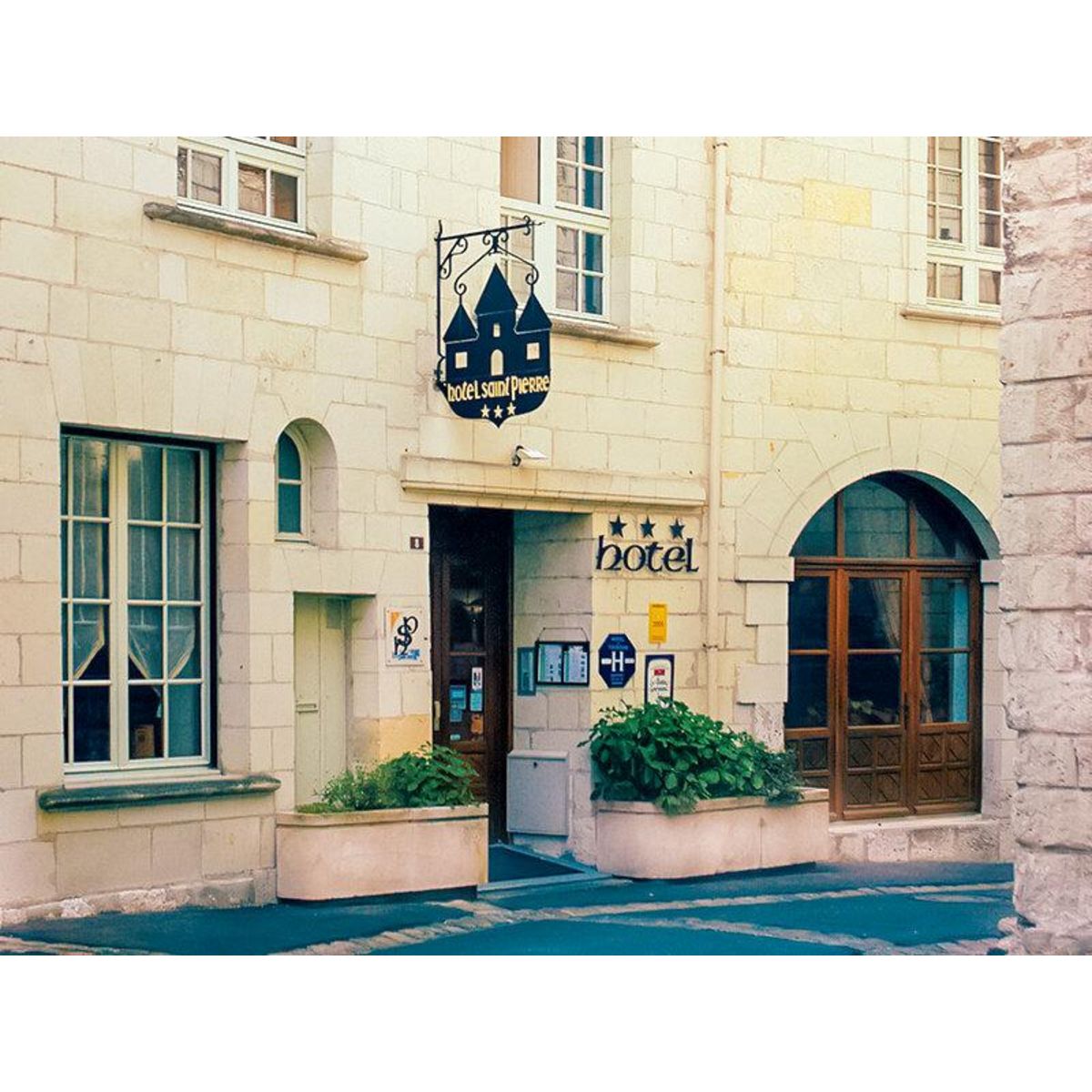 Smartbox Escapade magnifique au cœur du Val de Loire avec gourmandises locales - Coffret Cadeau Séjour