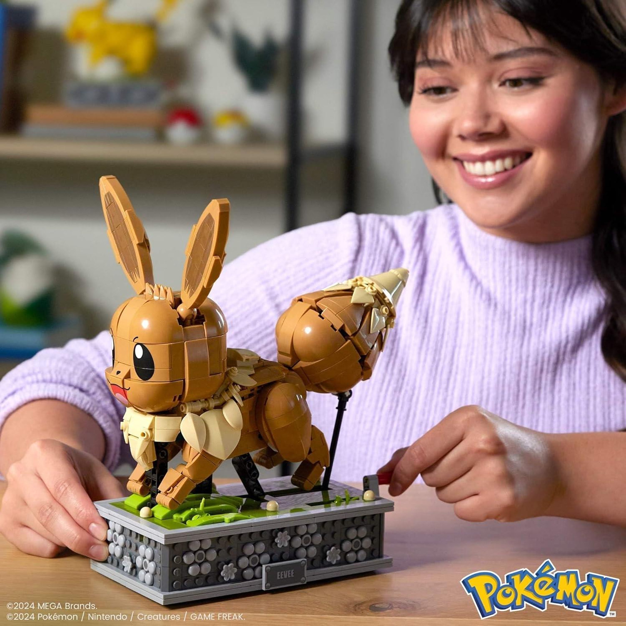 Voir la diapositive 3 : MATTEL Mega Pokémon - Figurine Évoli en mouvement