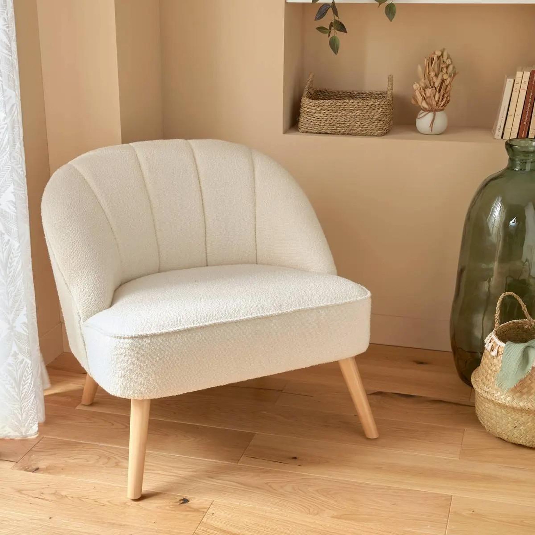 Voir la diapositive 4 : ATMOSPHERA Fauteuil tissu bouclette  naova  78cm blanc