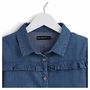 Voir la diapositive 2 : IN EXTENSO Chemise en jean volantée fille