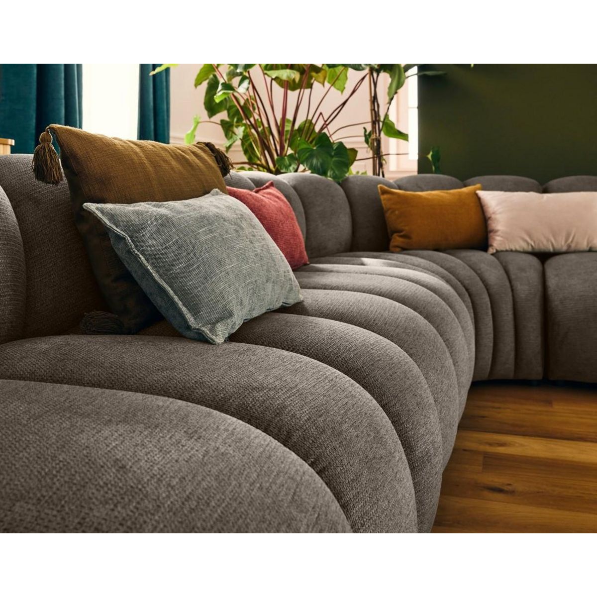 LISA DESIGN Debbie - canapé modulable d'angle gauche 5 places en tissu texturé