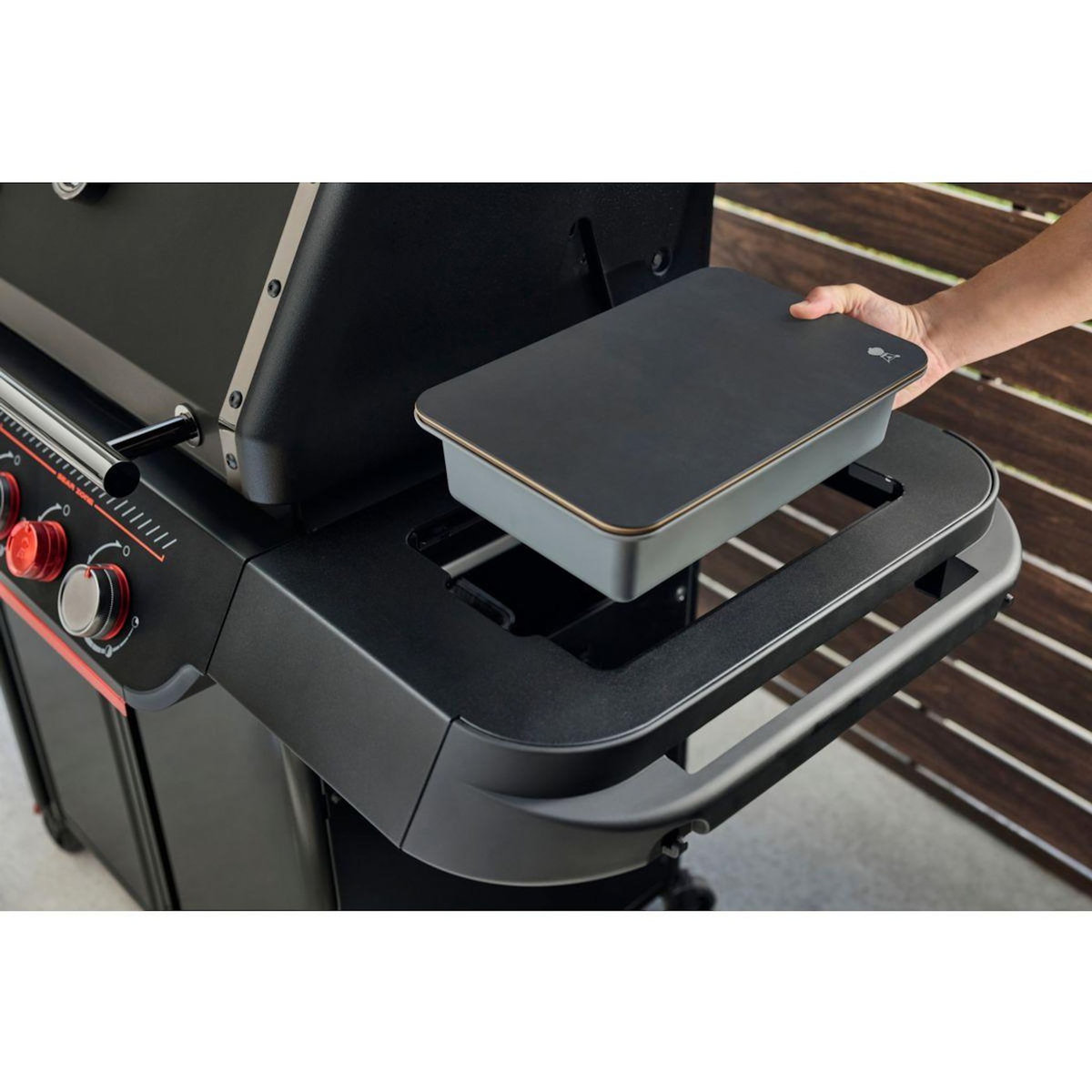 Weber Barbecue gaz Genesis E-330WR Stealth, sur chariot, 3 brûleurs, surface de cuisson 68 x 48 cm