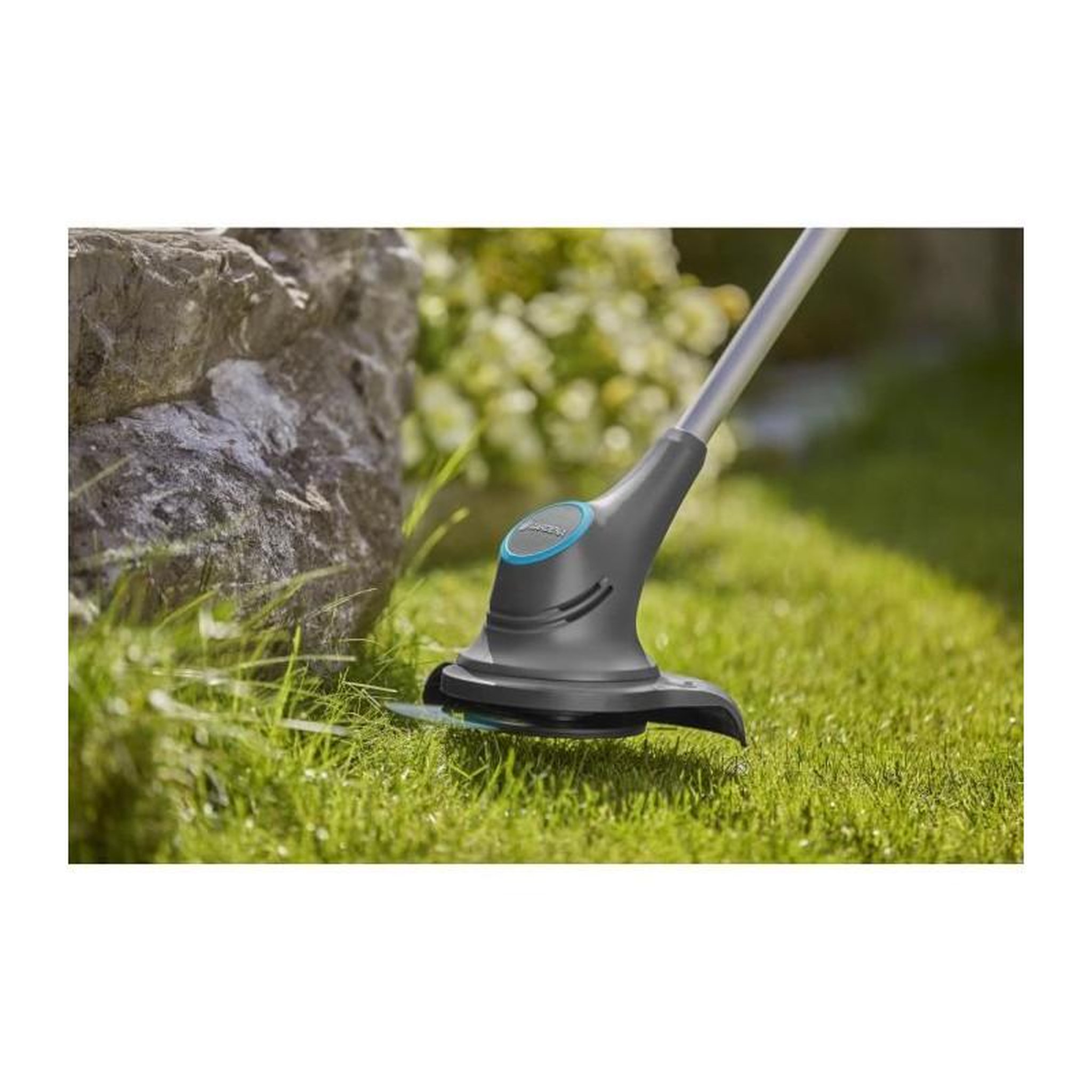 Voir la diapositive 2 : Gardena Coupe-bordures SmallCut 23/18V P4A sans batterie - Coupe Ø 23 mm