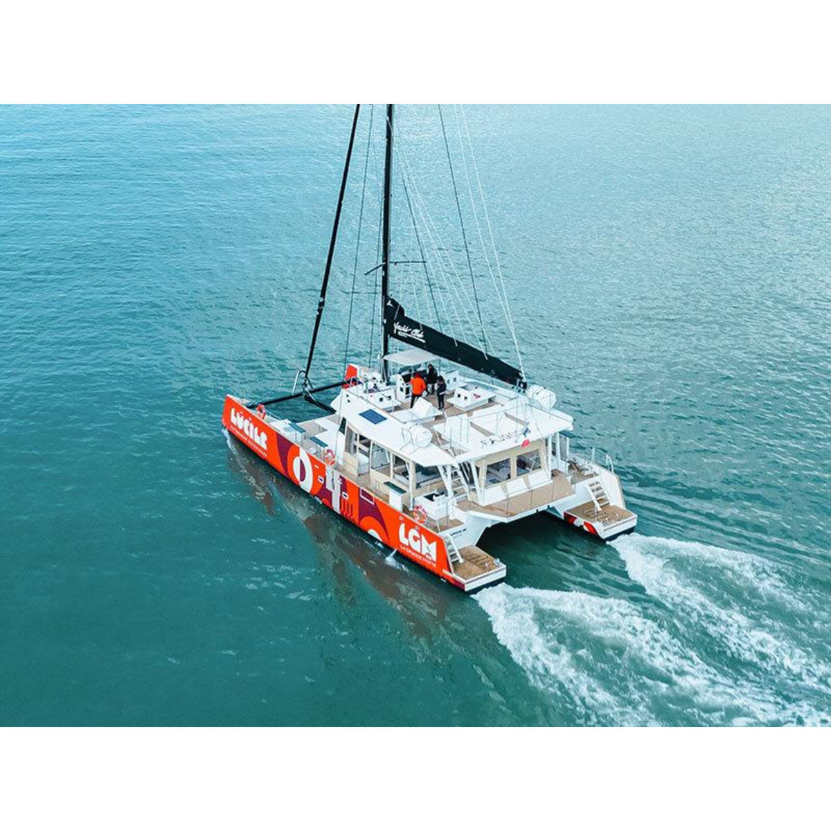 Smartbox Sortie en catamaran d'1h30 depuis La Grande-Motte - Coffret Cadeau Sport & Aventure