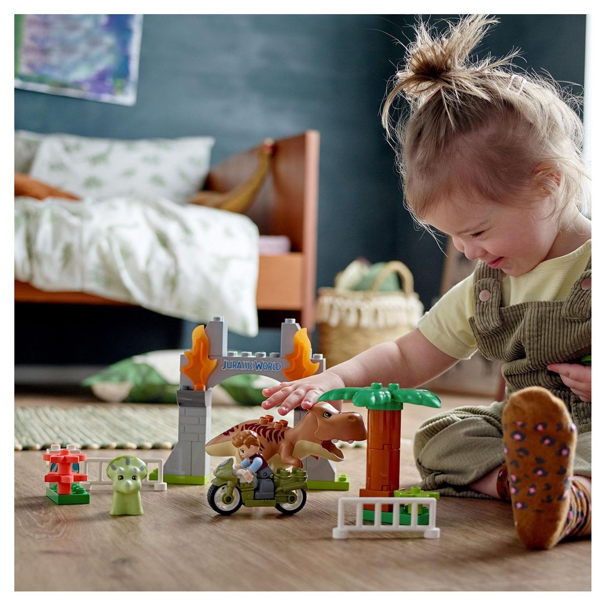 LEGO DUPLO Jurassic World 10939 - L'évasion du T. Rex et du Triceratops