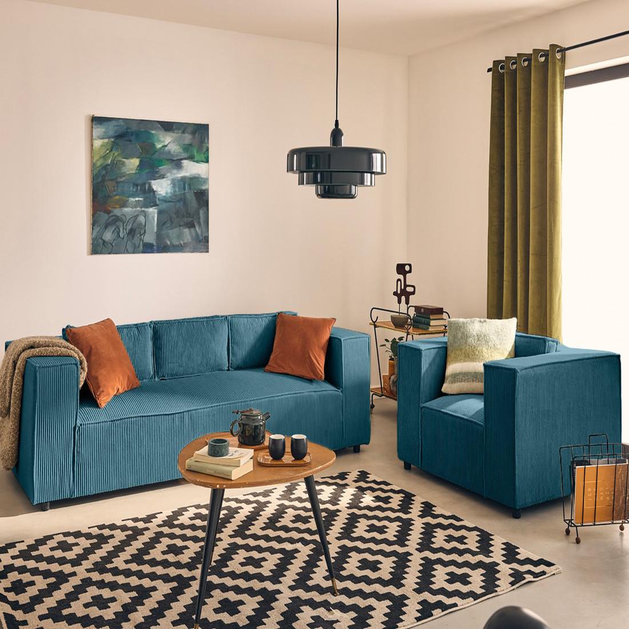 Voir la diapositive 1 : LISA DESIGN Stella - fauteuil en velours côtelé