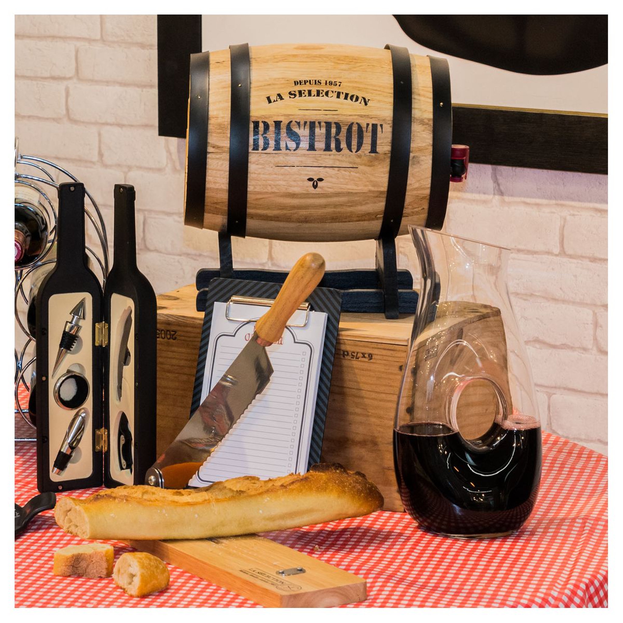 Voir la diapositive 3 : Distributeur de vin 5 litres