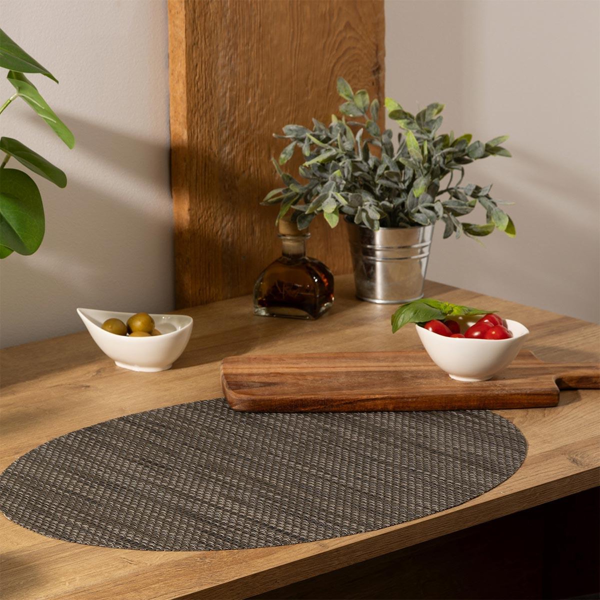 Voir la diapositive 3 : SECRET DE GOURMET Set de table ovale  maoli  35x48cm noir