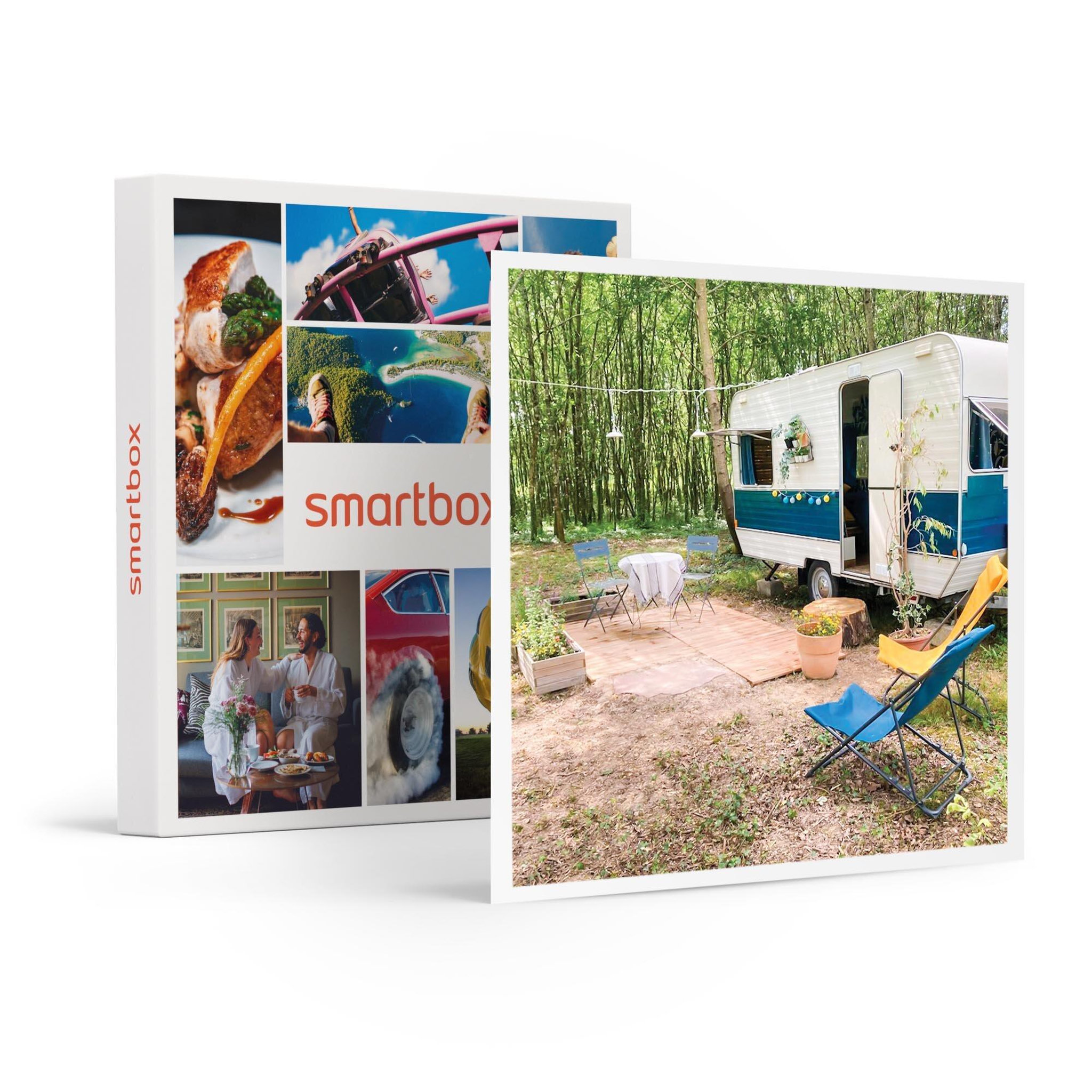 Voir la diapositive 1 : Smartbox Séjour au calme en caravane près de Mont-de-Marsan - Coffret Cadeau Séjour