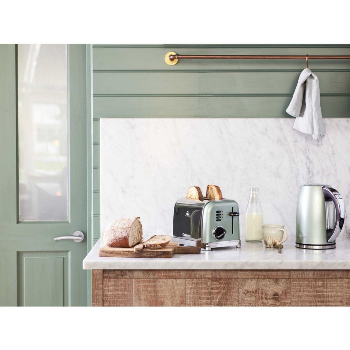 Cuisinart Bouilloire à température réglable Pistache CPK17GE