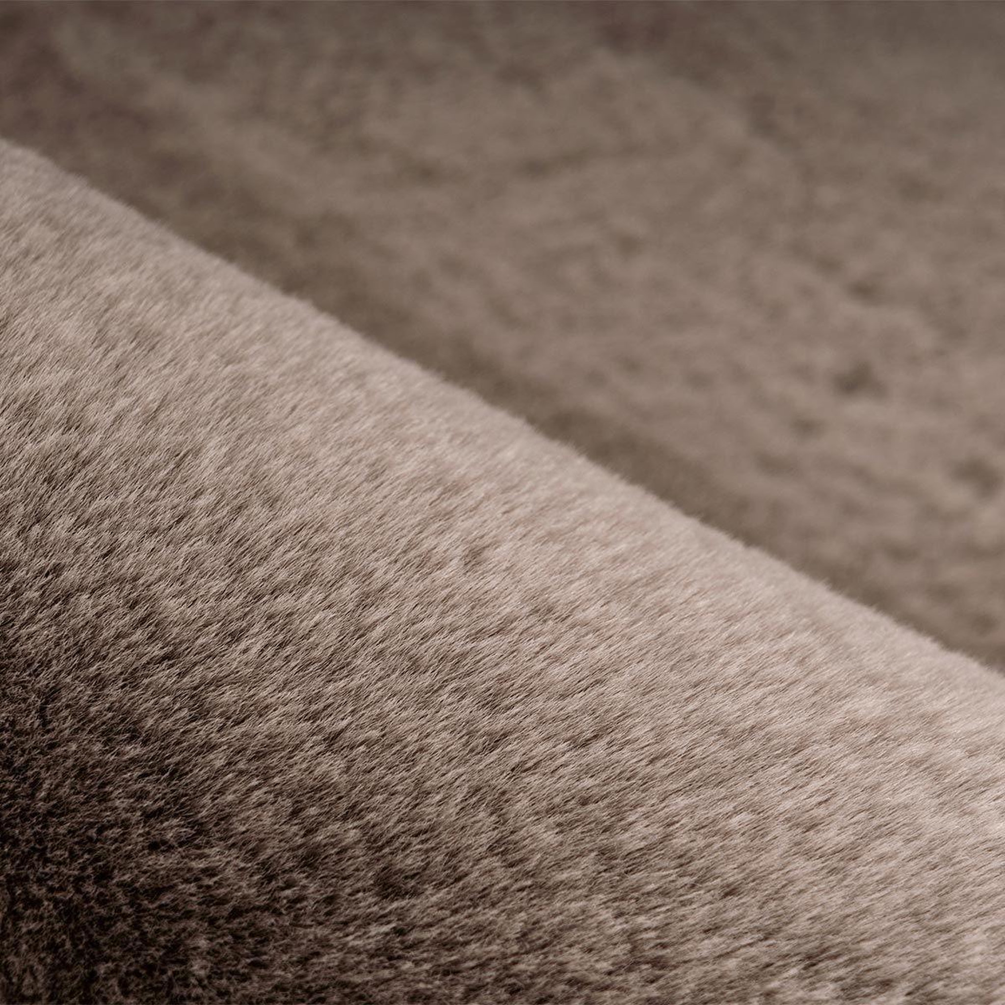 Voir la diapositive 3 : Paris Prix Tapis uni rond doux à poils longs  rabbit  taupe
