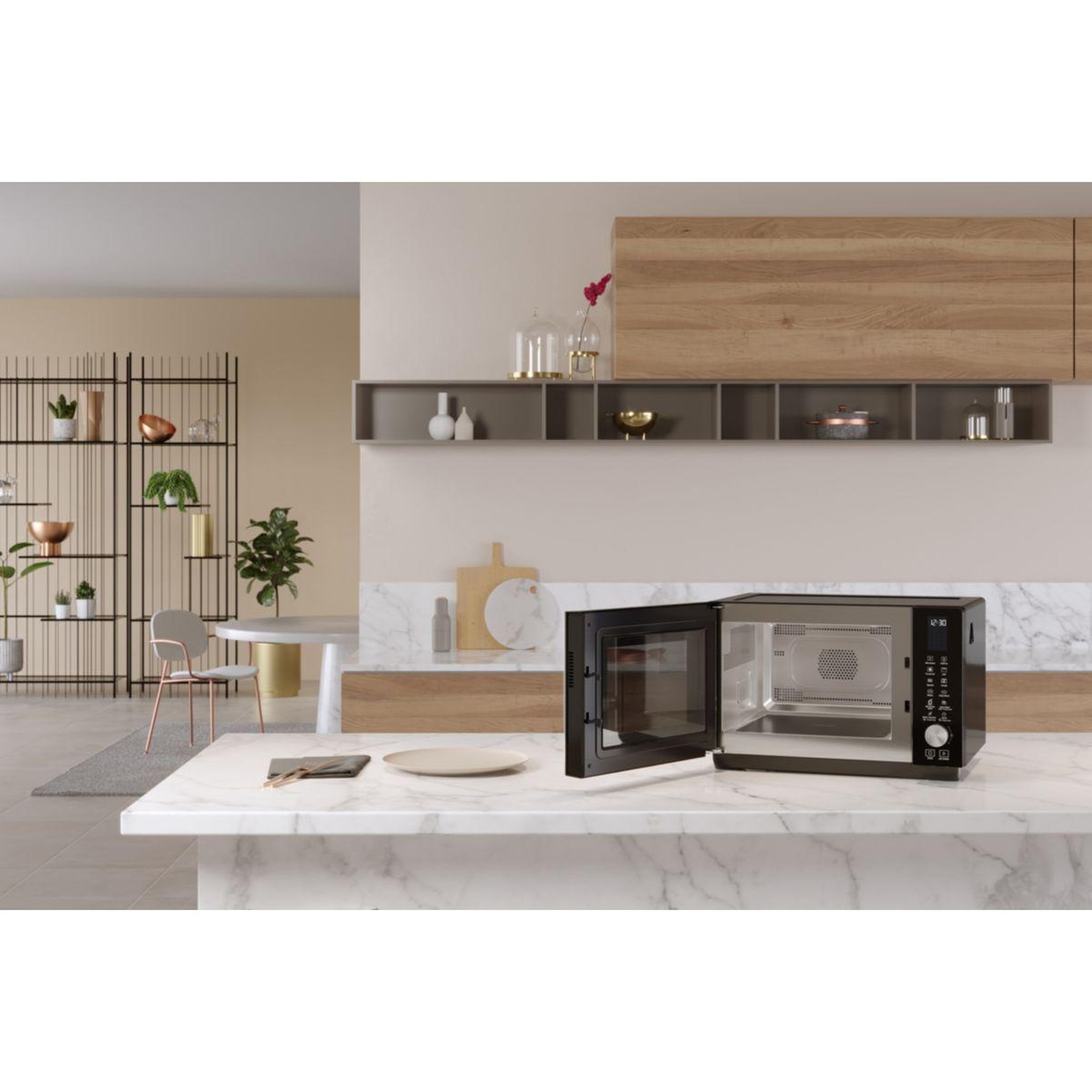 Voir la diapositive 4 : Whirlpool Micro ondes combiné MWF255B