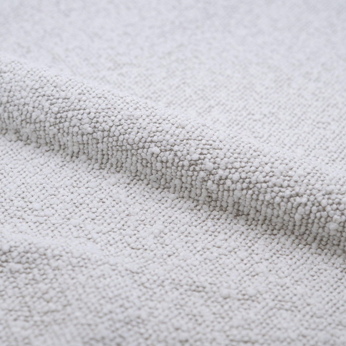 Rendez vous déco Lot de 2 chaises en tissu bouclé blanc et bois de chêne-Esmée