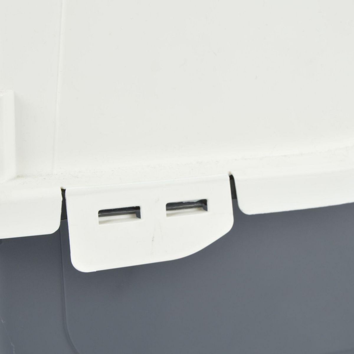 LOVE STORY Maison de toilette litière pour chat avec pelle SOCKS - Blanc et gris anthracite