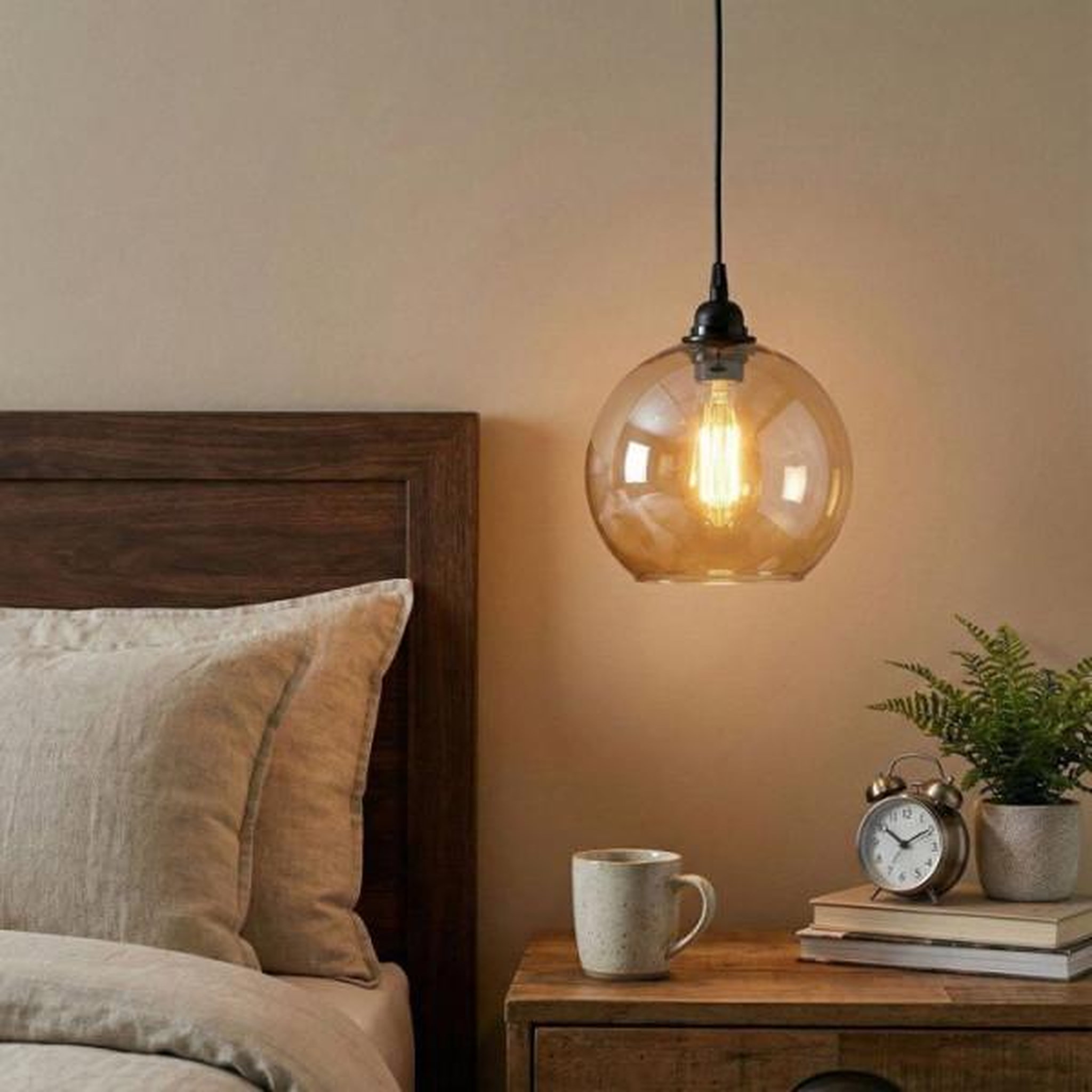 Voir la diapositive 3 : MRED Suspension lustre D BY M.RED Gold Black - Doré et noir - Style glamour - Ambiance chaleureuse