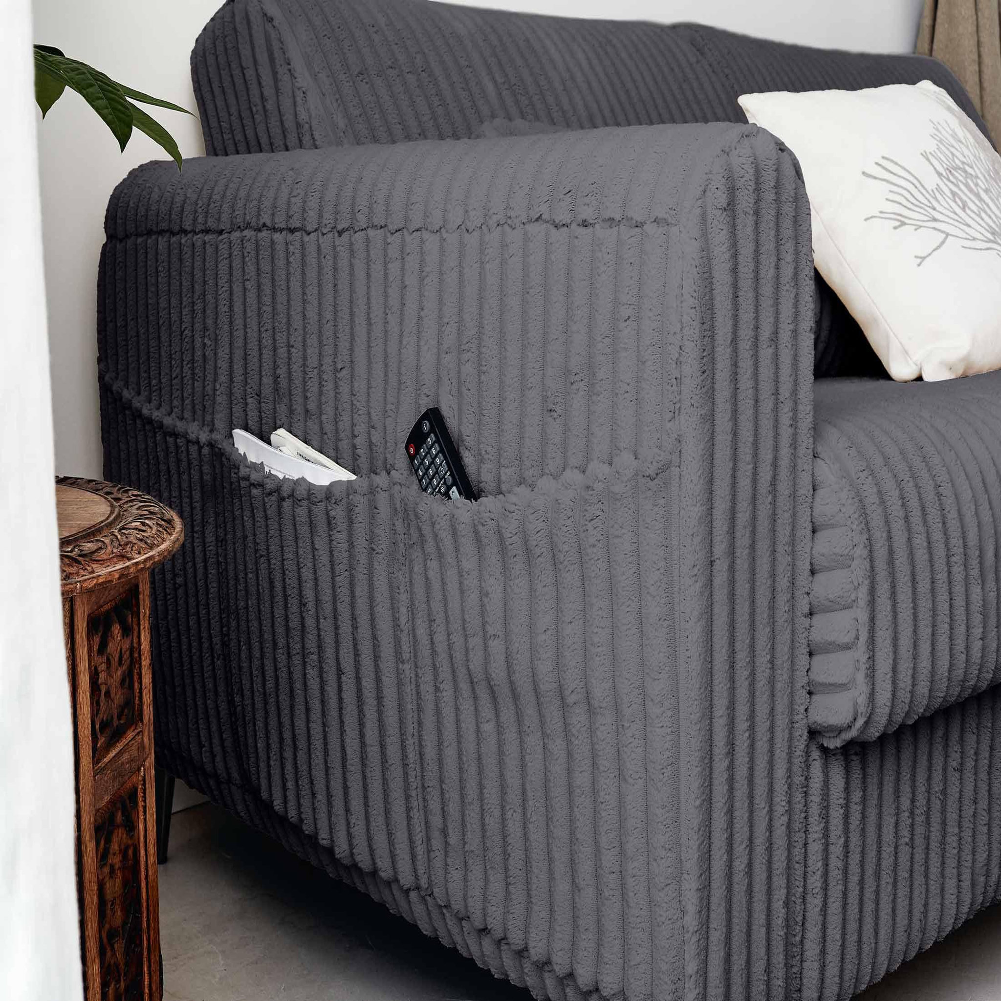 Voir la diapositive 5 : LISA DESIGN Owen - canapé 3 places convertible express couchage quotidien 140 cm matelas 12 cm en velours côtelé grosses côtes