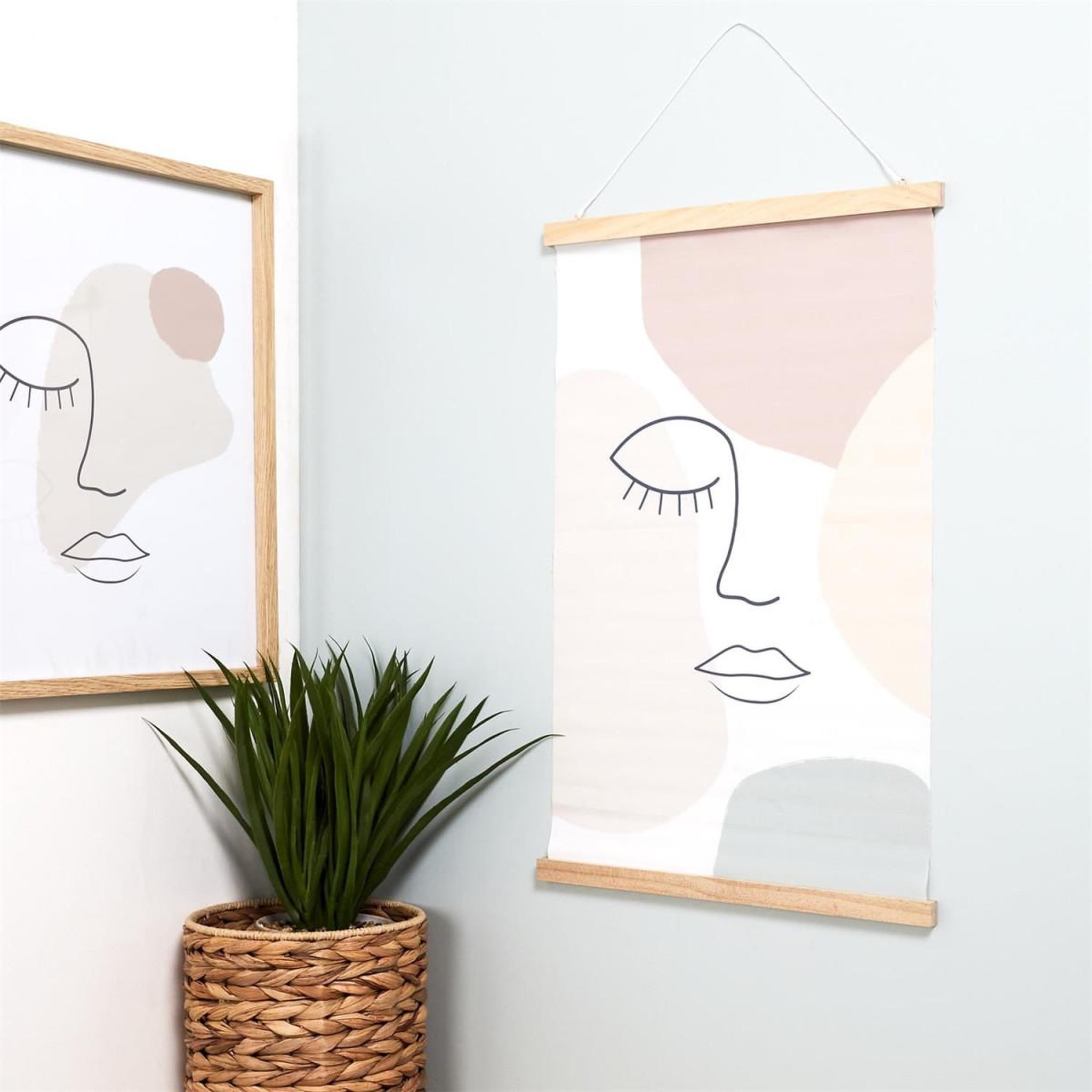 Voir la diapositive 2 : The Home Deco Factory Décoration Murale  Kakemono  40x60cm Beige