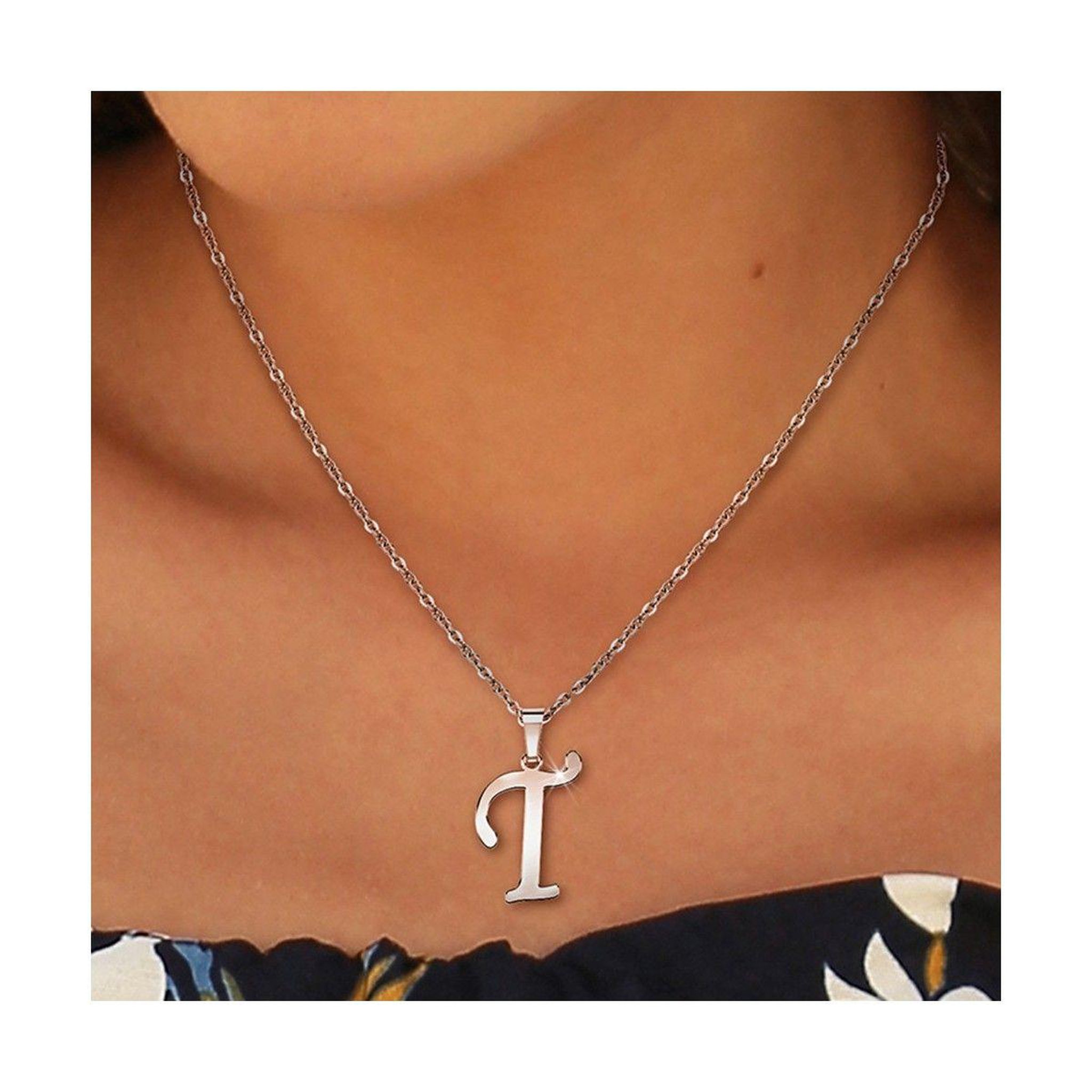Voir la diapositive 2 : SC BOHEME Collier alphabet lettre T en acier inoxydable par SC Bohème