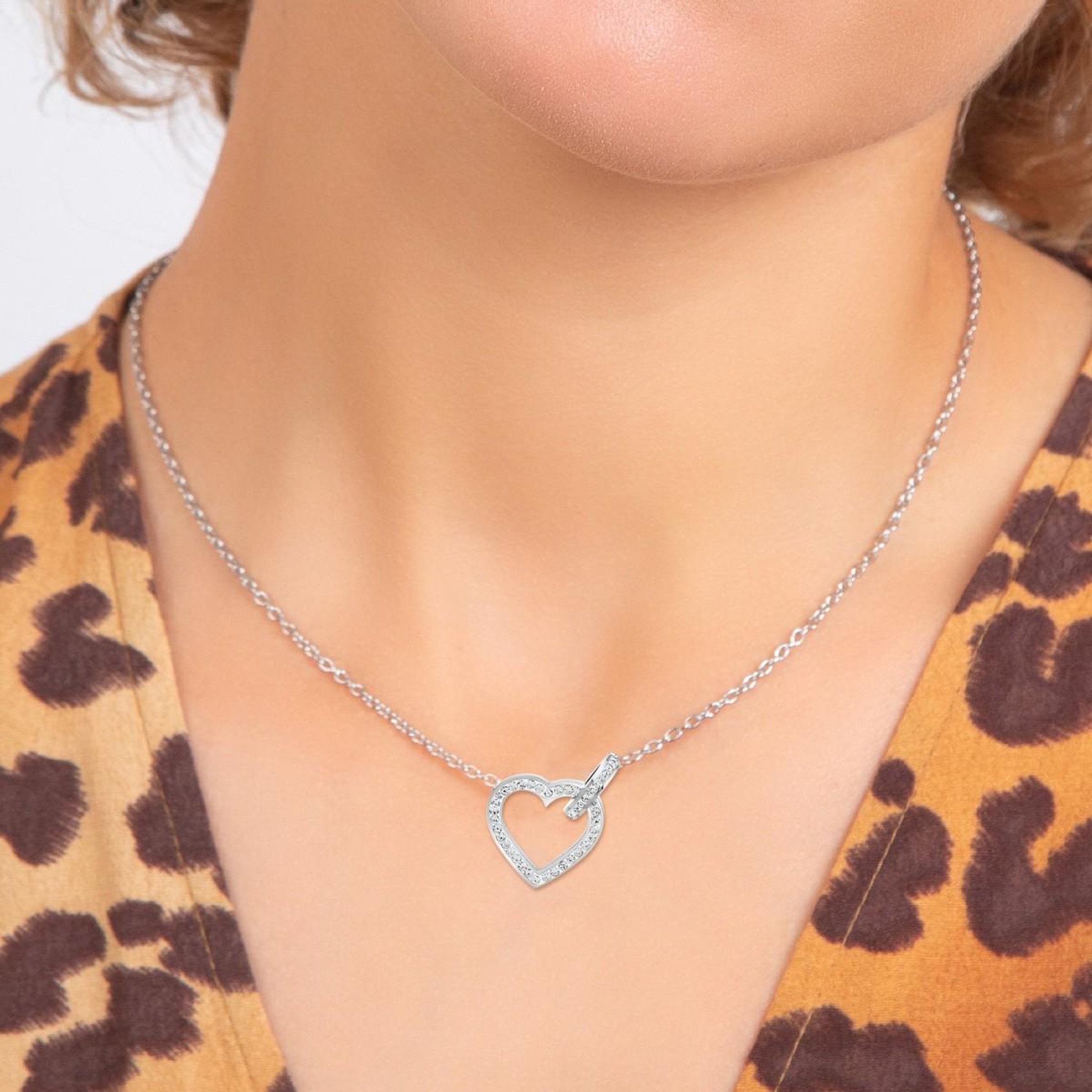 Voir la diapositive 2 : SC CRYSTAL Collier coeur par SC Crystal orné de Cristaux scintillants