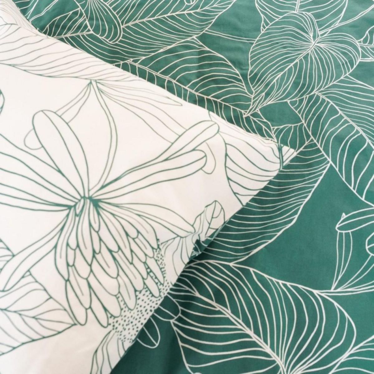 COTE DECO Housse de couette réversible 200x200 TILDA + 2 taies 100% coton adouci 57 fils/cm2