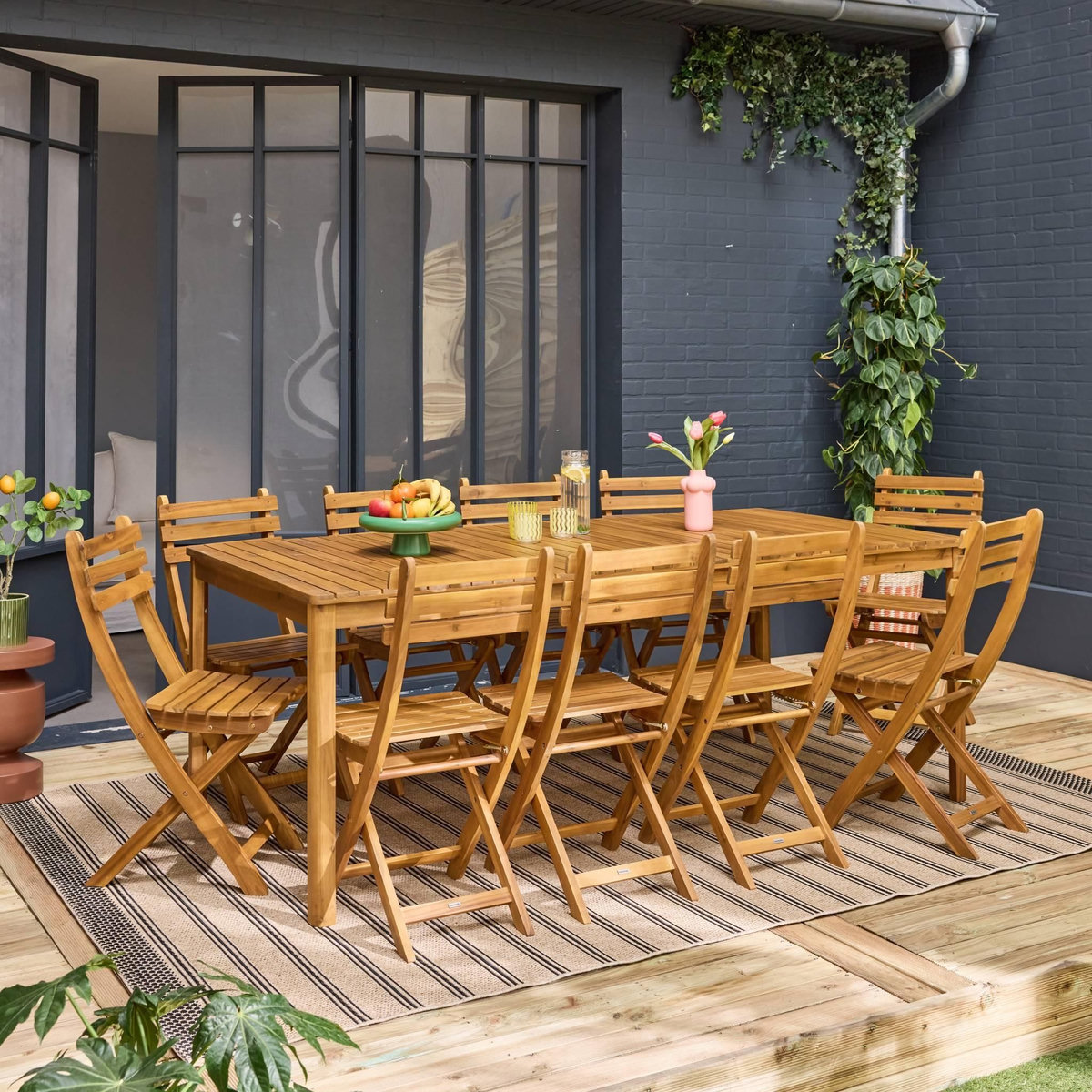 SWEEEK Table de jardin acacia avec coins arrondis, 10 chaises, 200 x 100 x 75 cm