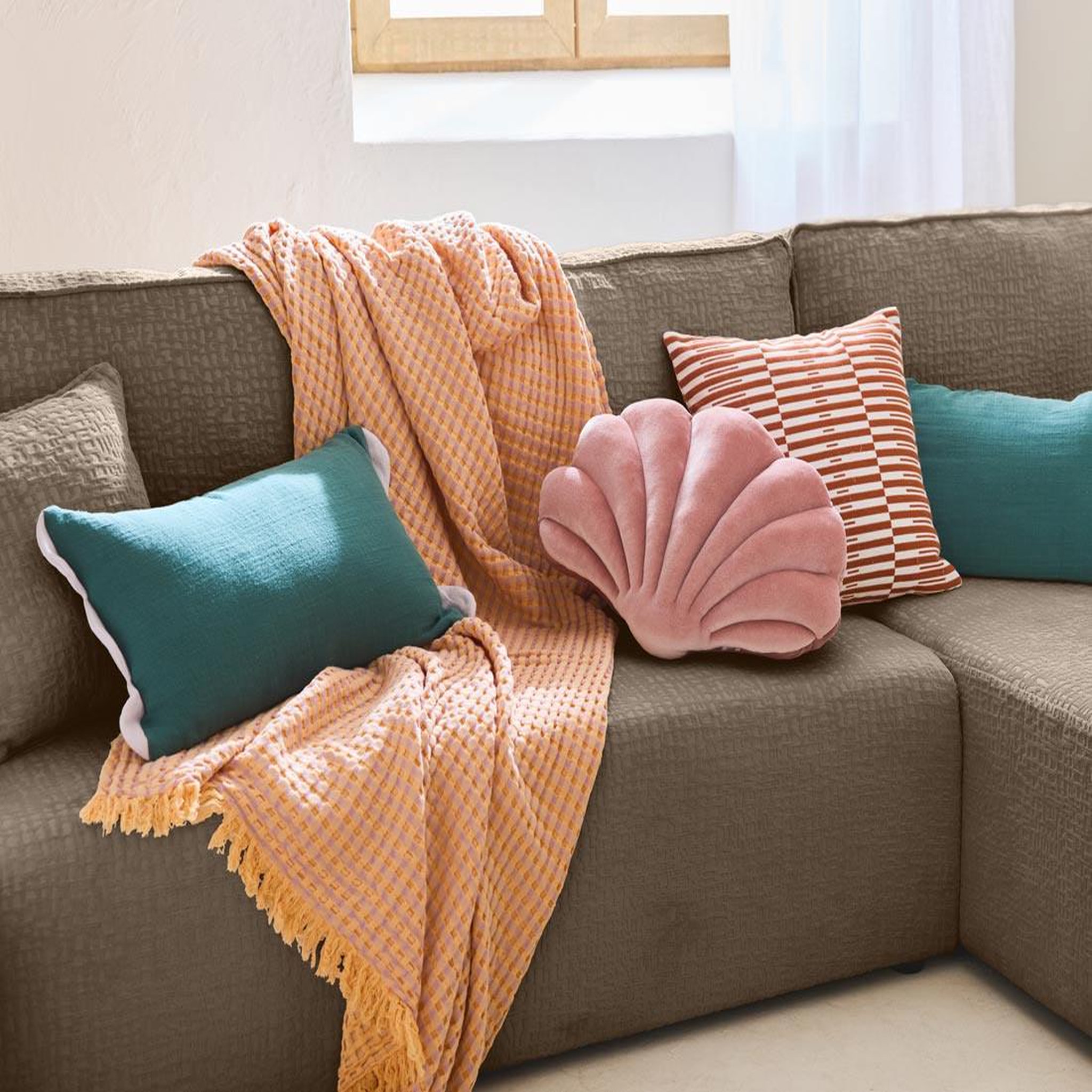 Voir la diapositive 2 : BEST MOBILIER Topaze - canapé d'angle réversible - 4 places - convertible avec coffre - en tissu velours relief