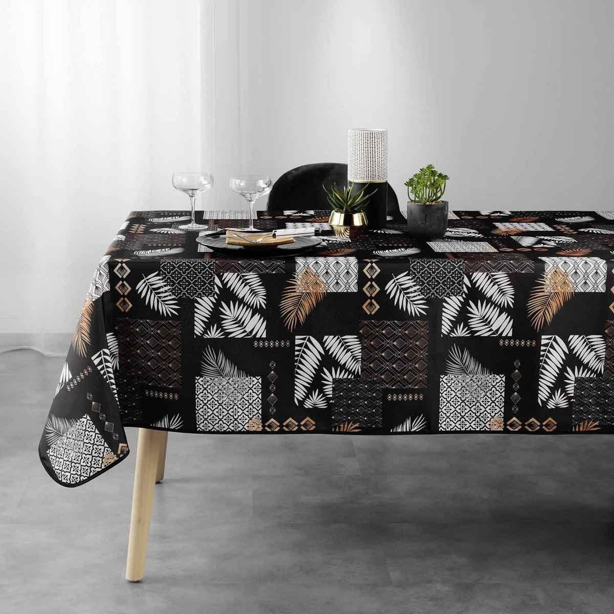 Voir la diapositive 3 : Douceur d'Intérieur Nappe imprimée  olenna  150x300cm noir