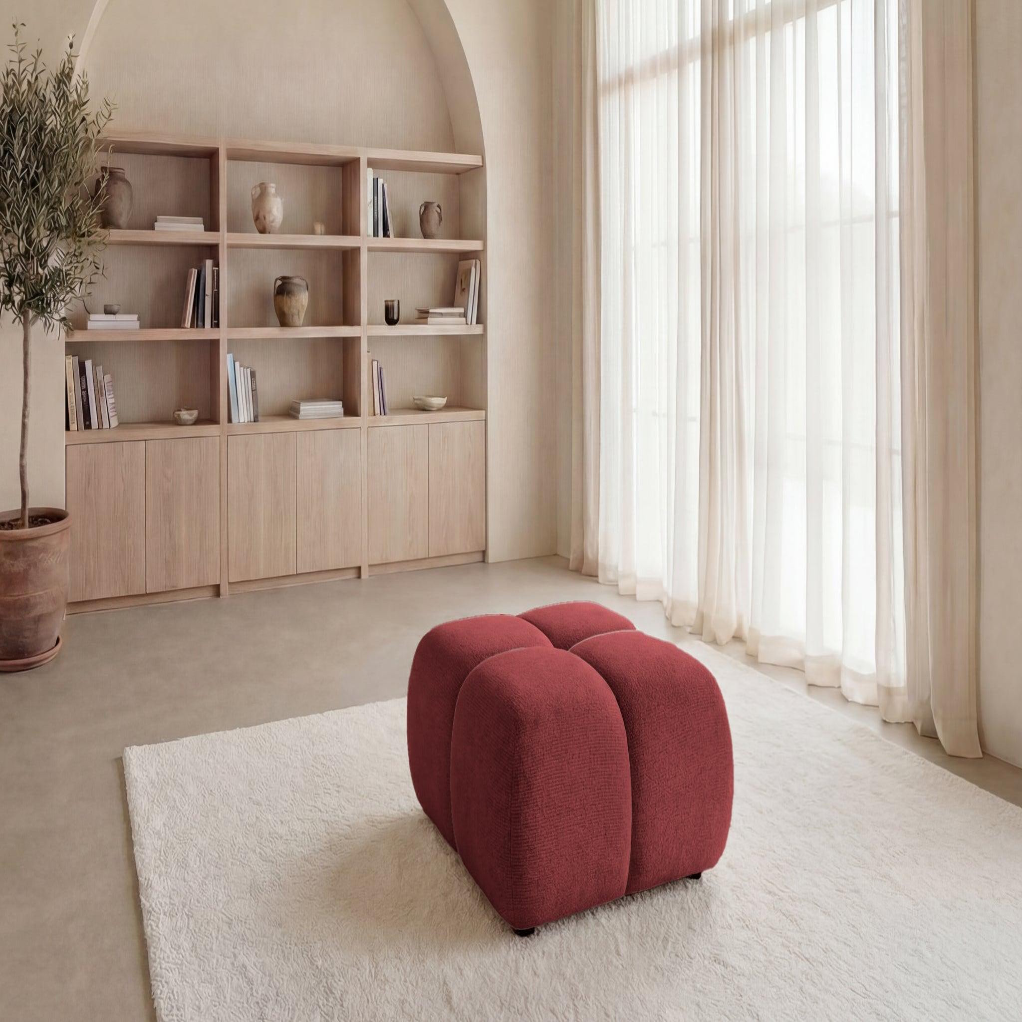 Voir la diapositive 2 : CASANOVA PARIS Constance - pouf en tissu chenille 72x72x43.5