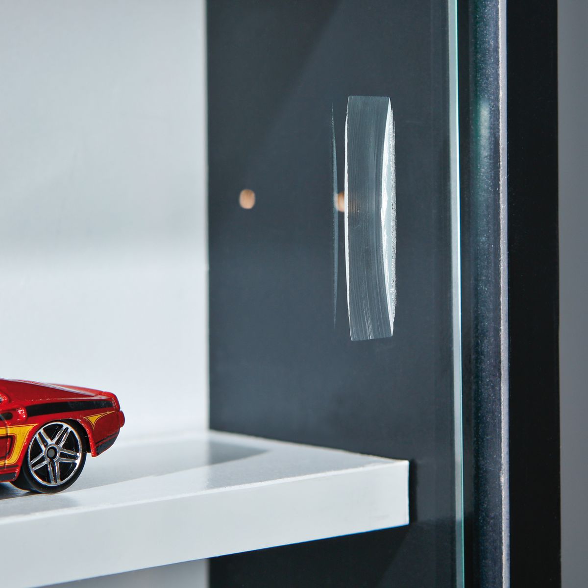 Vitrine de rangement murale pour miniatures ULLI