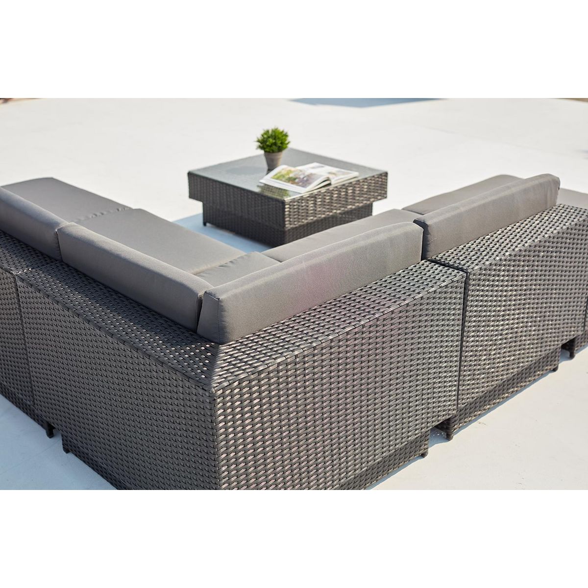 CONCEPT USINE Salon de jardin d'angle 5 places en résine tressée gris AMORGOS