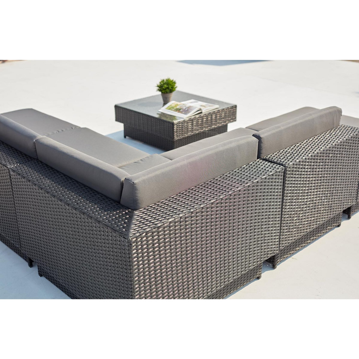 CONCEPT USINE Salon de jardin d'angle 5 places en résine tressée gris AMORGOS