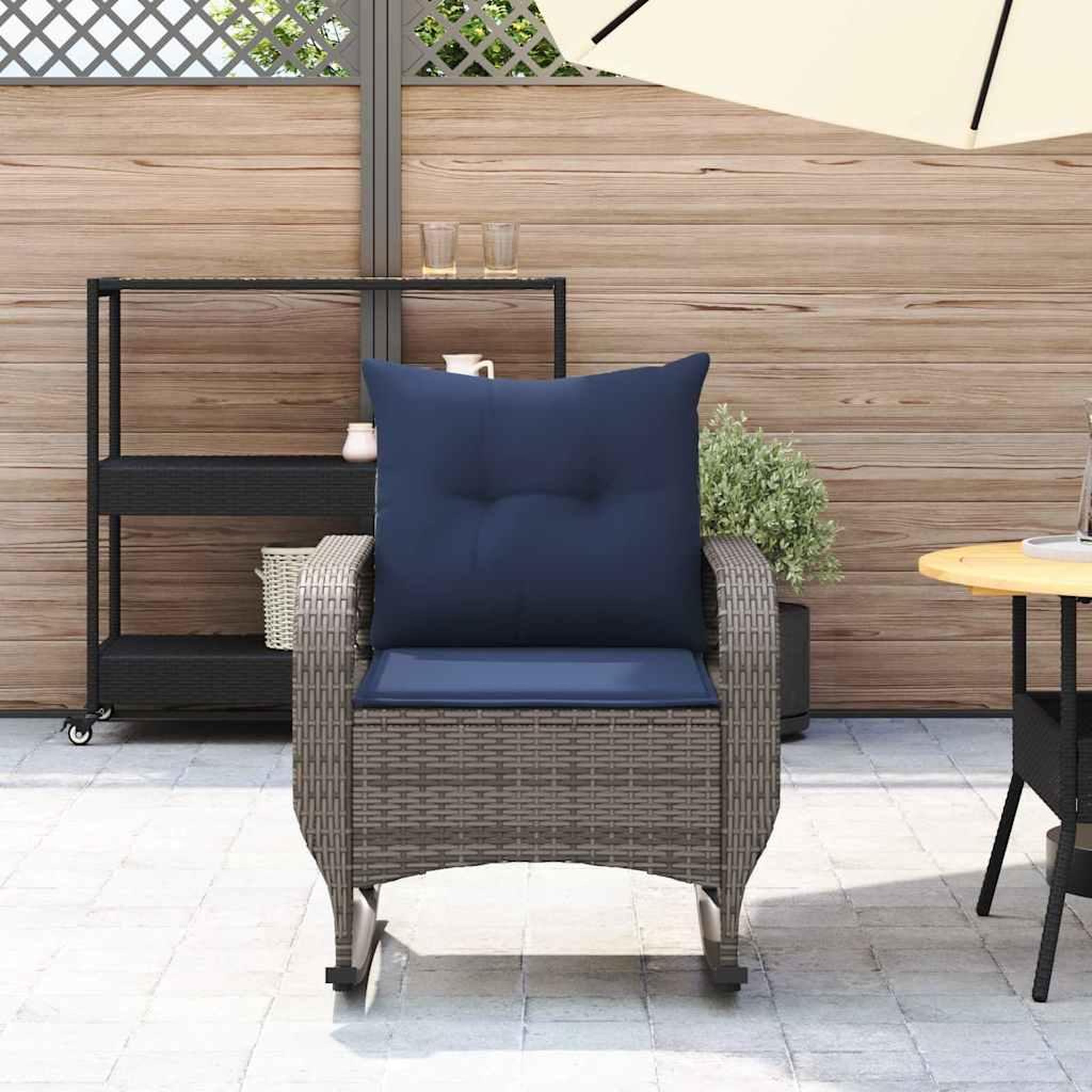Voir la diapositive 3 : VIDAXL Chaise a bascule de jardin avec coussins gris resine tressee