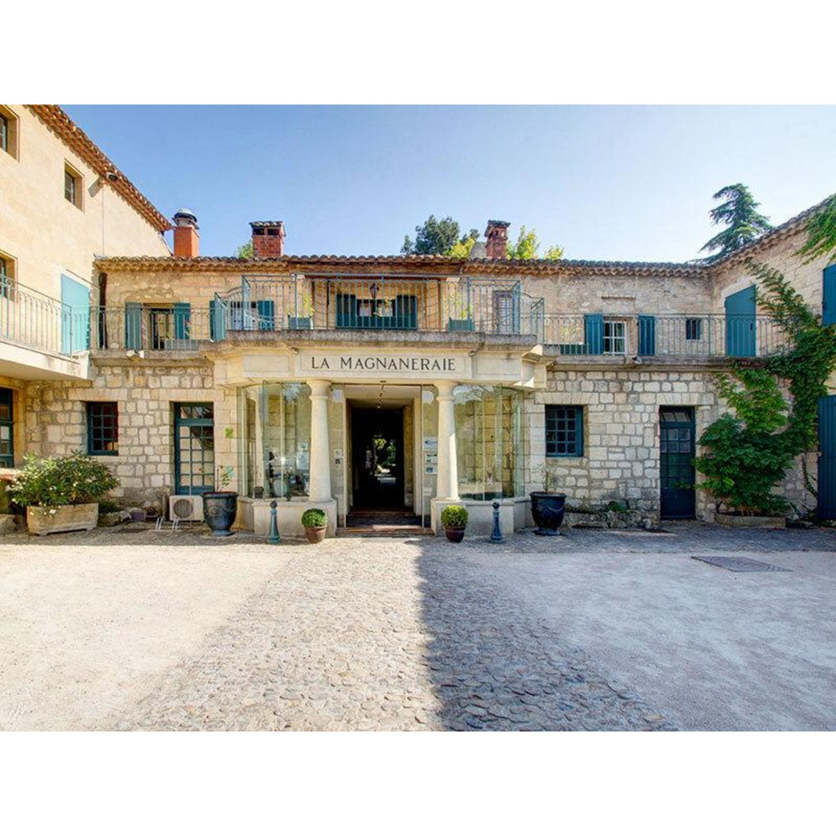 Smartbox 2 jours en famille en hôtel 4* à Villeneuve-lès-Avignon - Coffret Cadeau Séjour