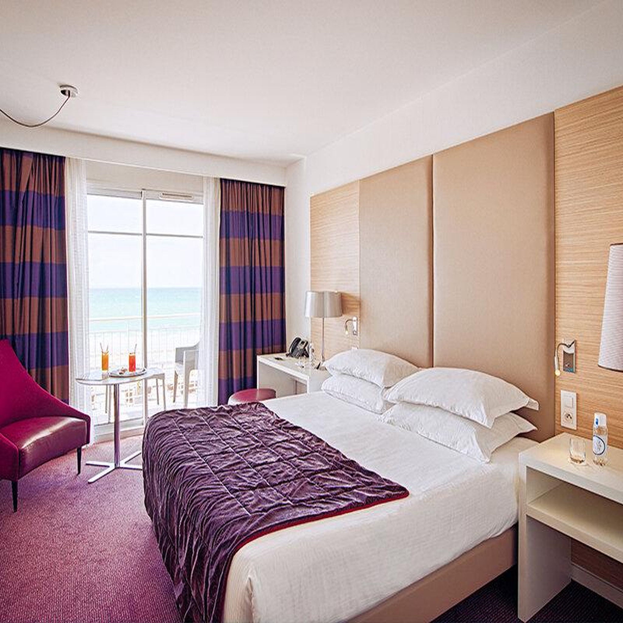 Voir la diapositive 2 : Smartbox Bien-être près de saint-brieuc : 2 jours en hôtel 4* avec spa, cocktail et dîner - coffret cadeau séjour