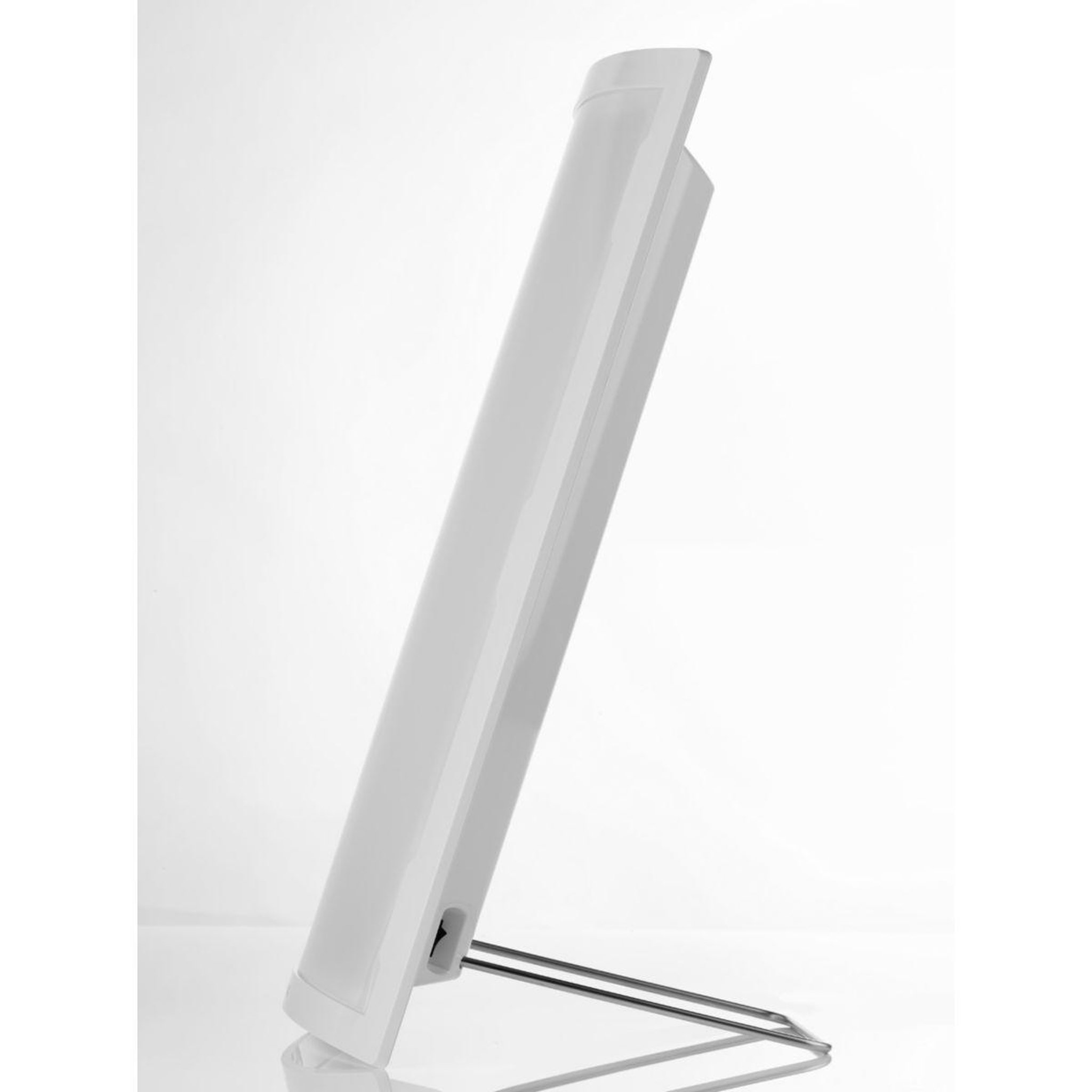 Voir la diapositive 2 : Dayvia Luminothérapie white072