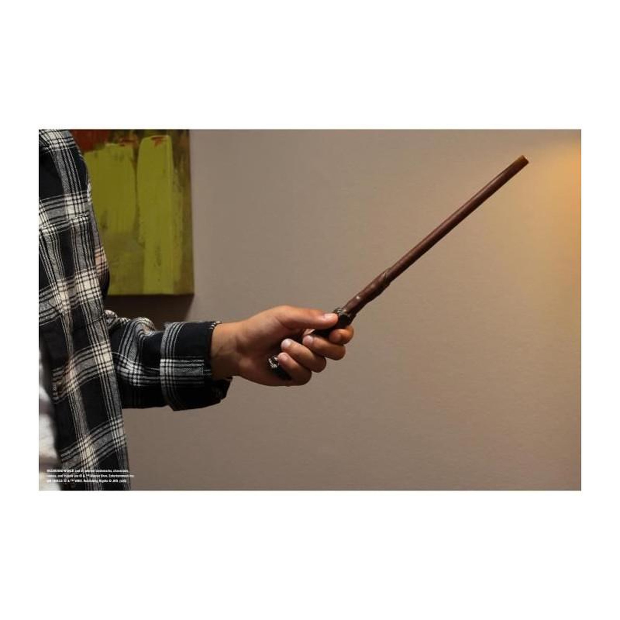 Voir la diapositive 5 : Spin Master SPIN MASTER BAGUETTE MAGIQUE SORT SPECTACULAIRE Wizarding World