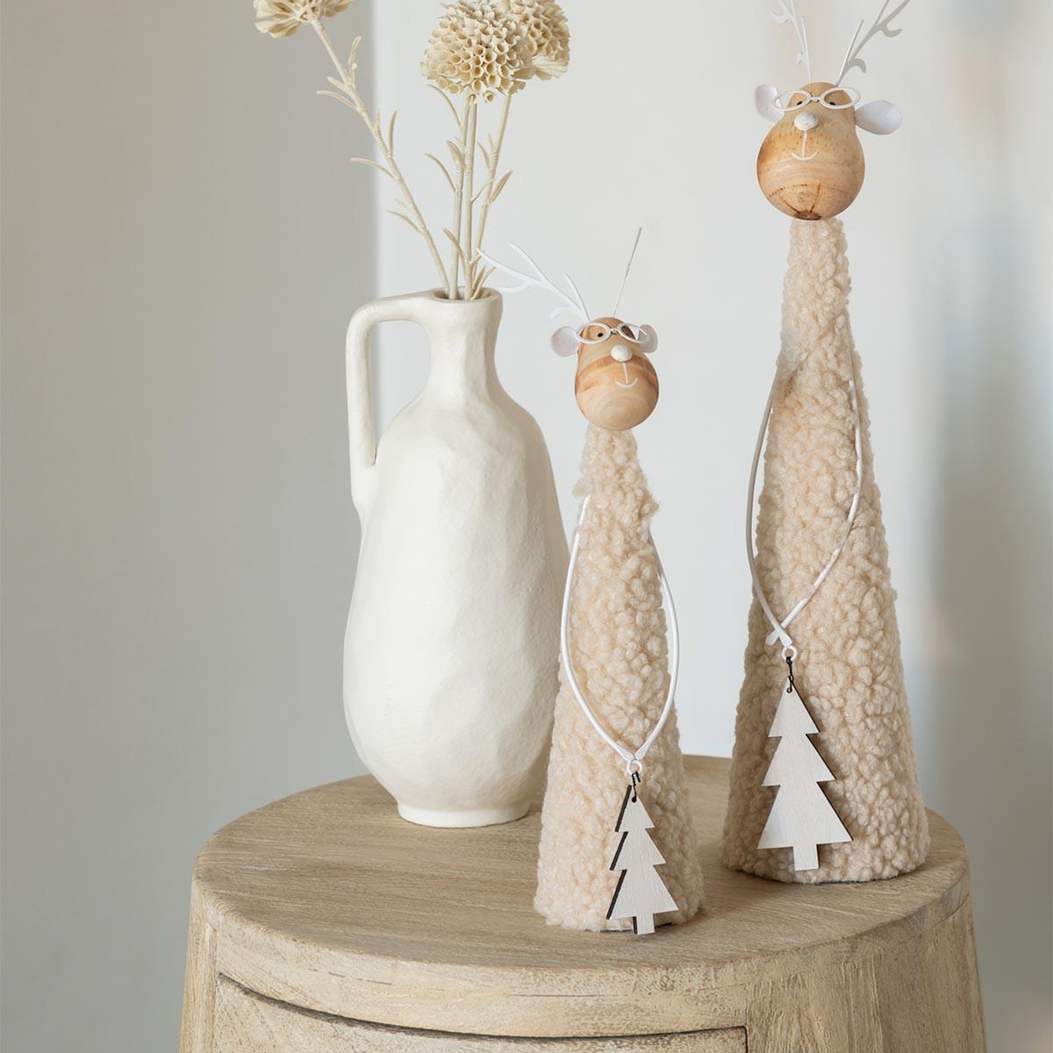 Voir la diapositive 3 : J-LINE Vase déco en métal  goa  23cm blanc