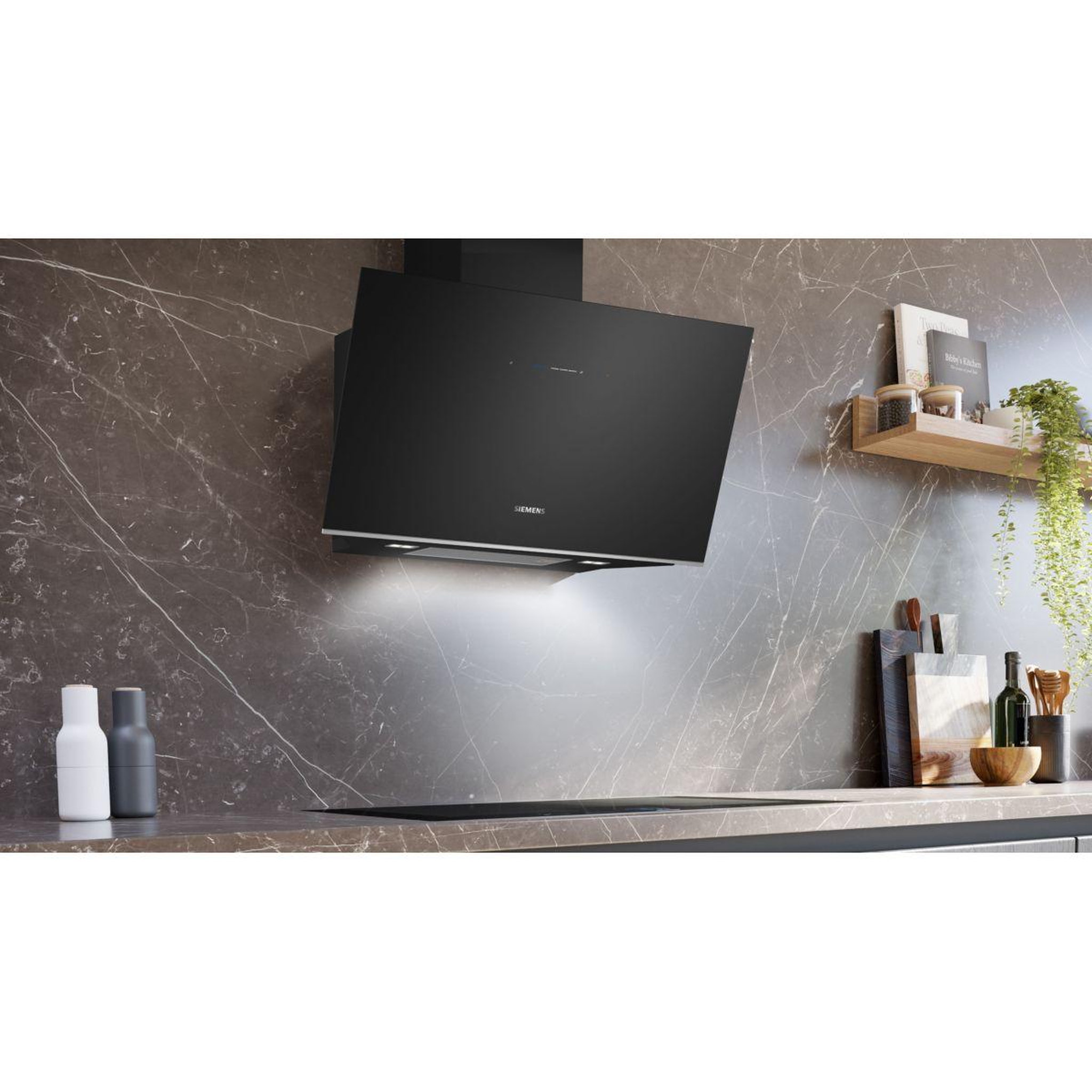 Voir la diapositive 3 : Siemens Hotte décorative murale inclinée LC91KLT60