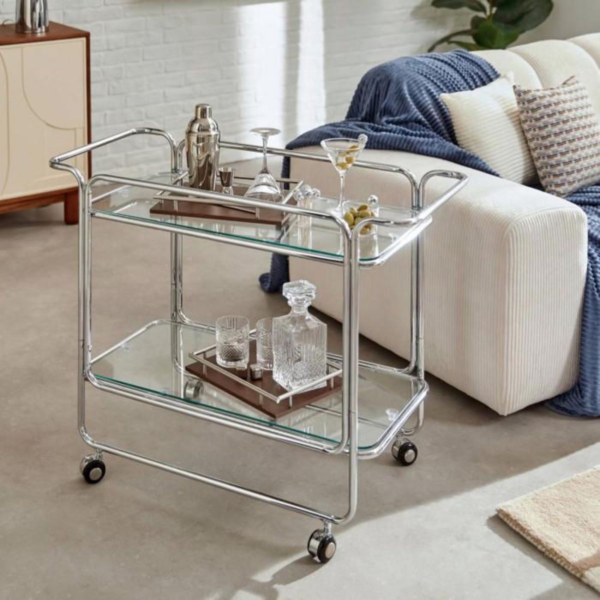 ATMOSPHERA Desserte Design en Verre  Hornwell  92cm Argent