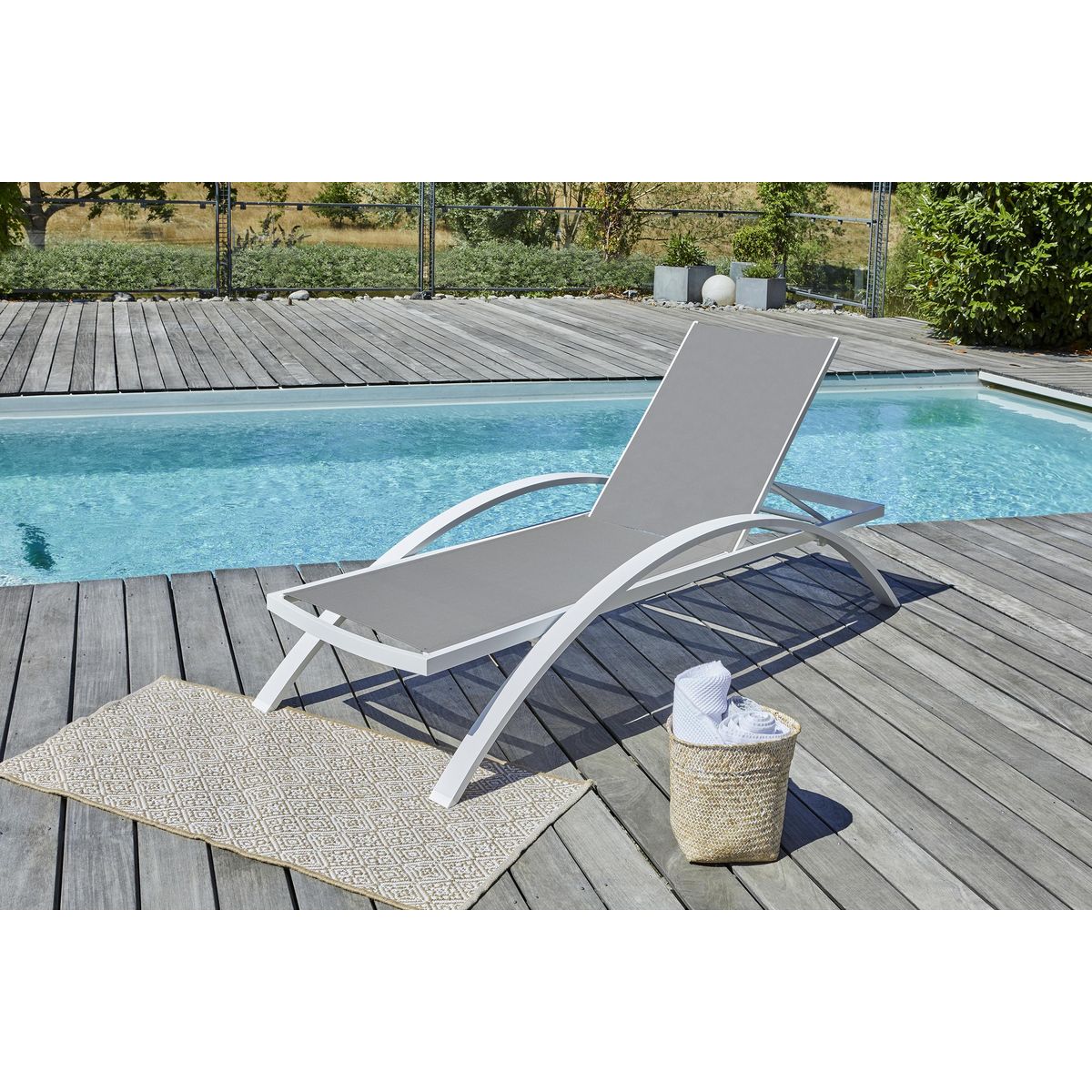 DCB GARDEN Chaise longue de jardin - Blanc - BARCELONA