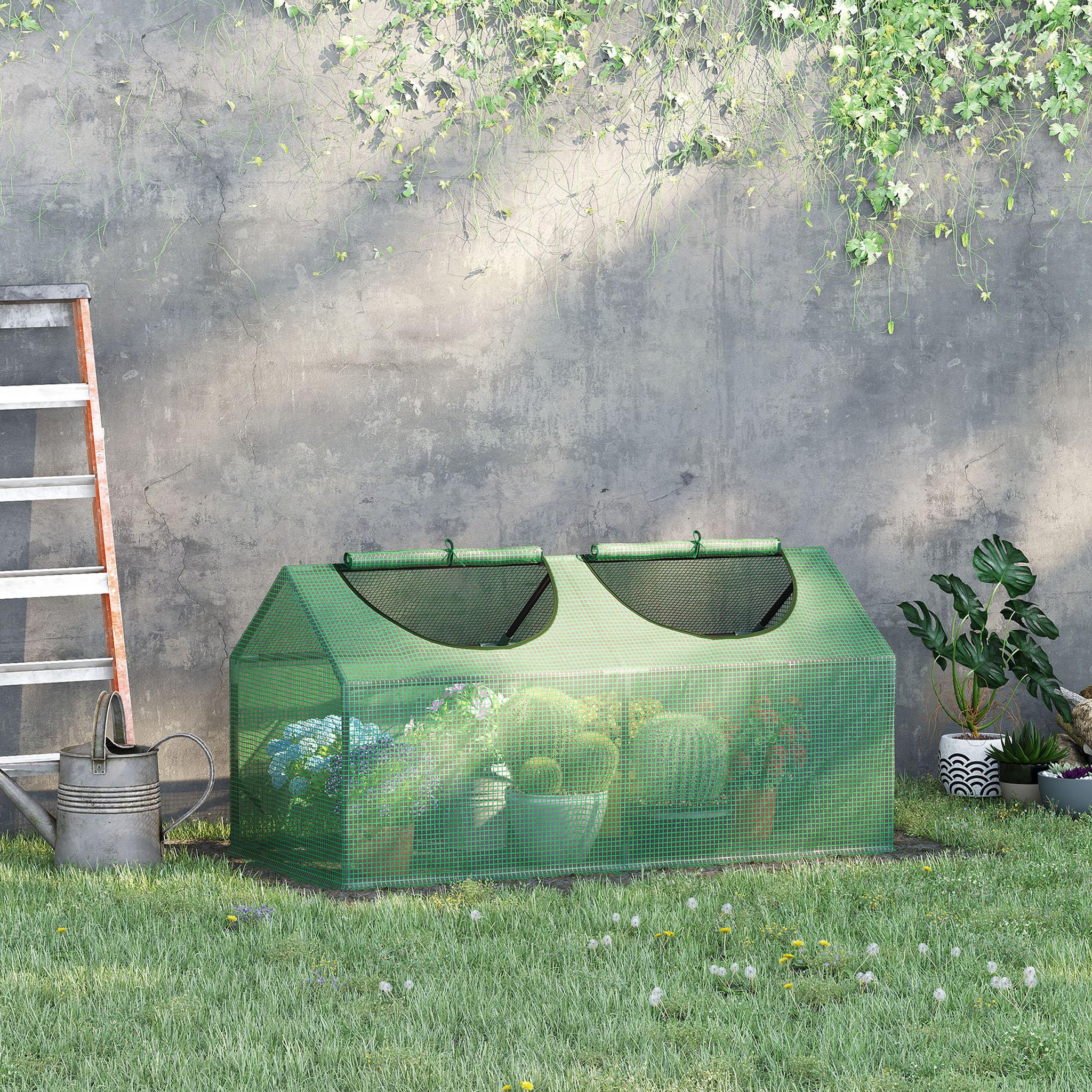 Voir la diapositive 4 : OUTSUNNY Mini serre de jardin serre à tomates 120 x 60 x 60 cm 2 fenêtres zippées enroulables acier thermolaqué PE haute densité vert