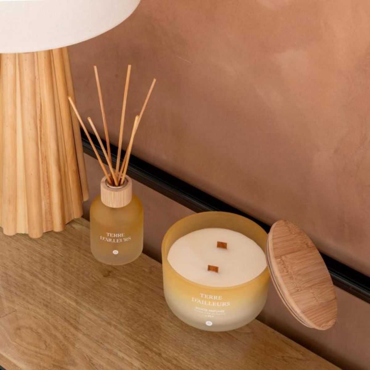 ATMOSPHERA Bougie Parfumée en Verre  Sana  420g Terre d'Ailleurs