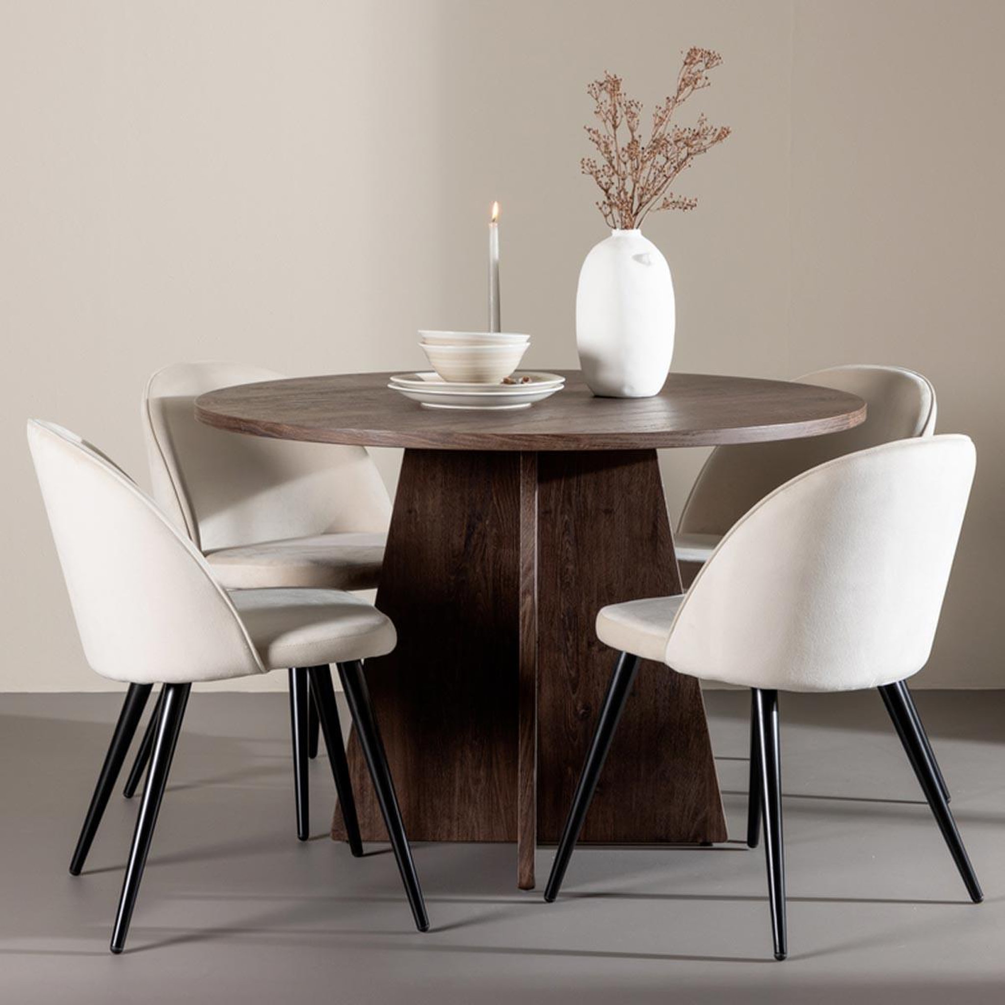 Voir la diapositive 4 : Paris Prix Ensemble table à manger & 4 chaises  bootcut & velvet  110cm moka & beige