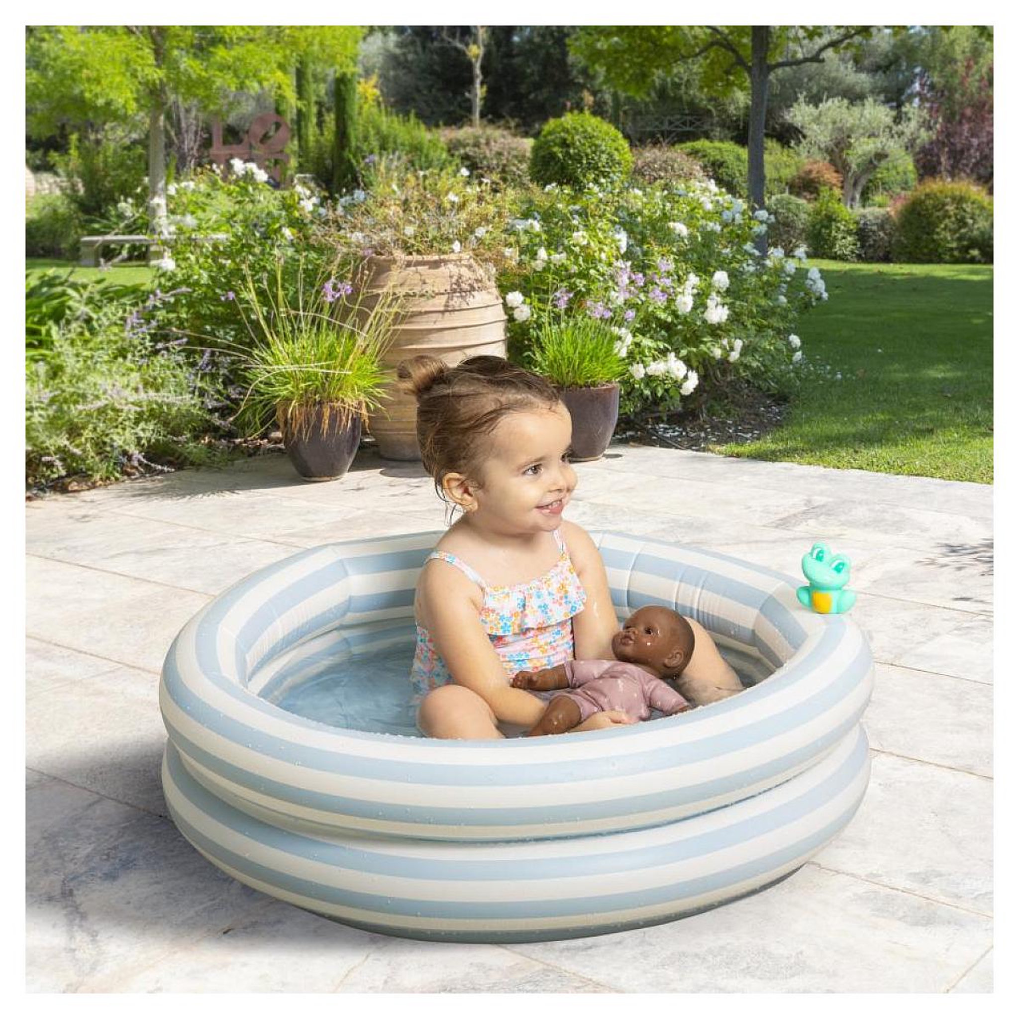 Voir la diapositive 4 : Corolle Poupon Bébé Bain Alyzée - Grenouille