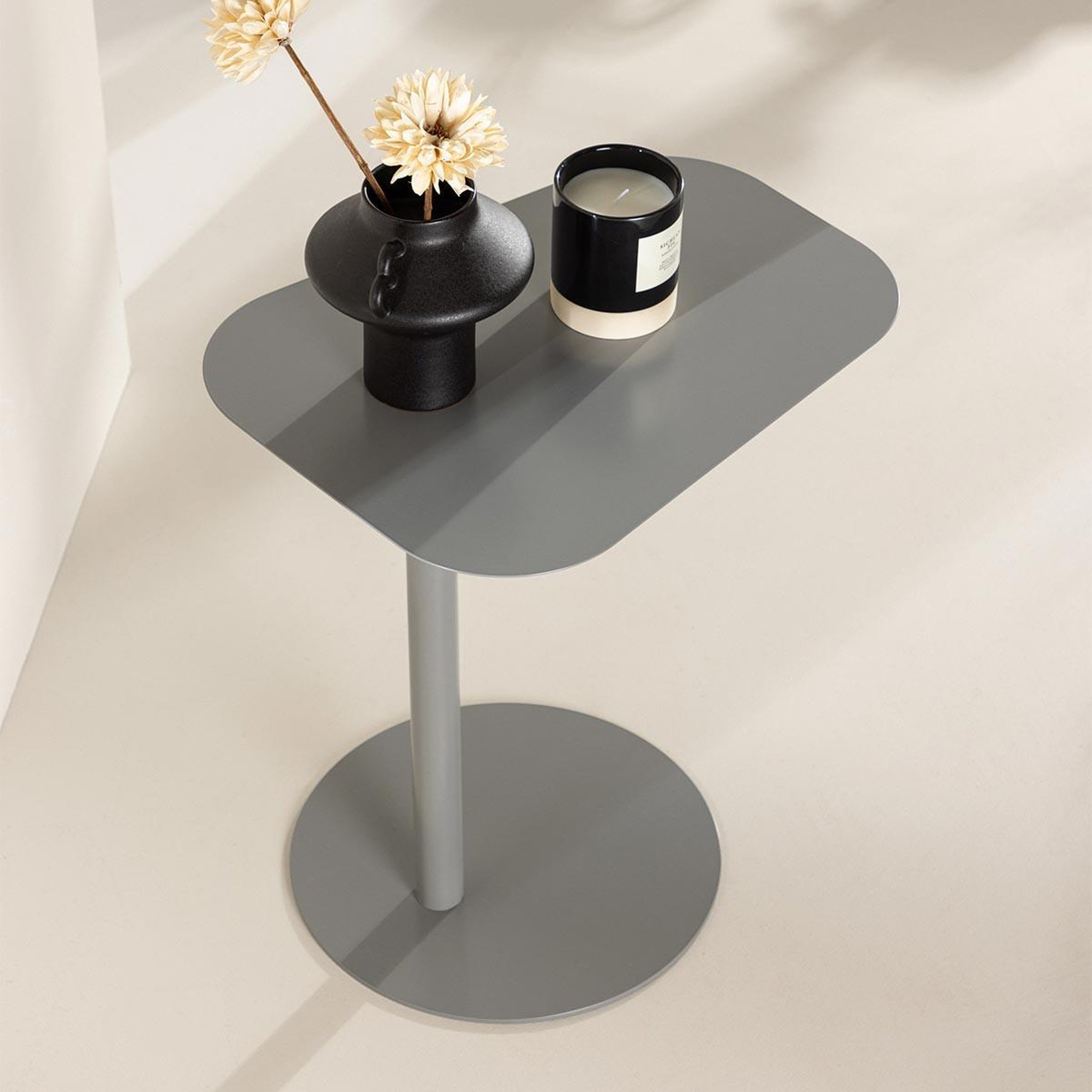 Voir la diapositive 5 : Paris Prix Table d'appoint design  san jose  50cm gris clair