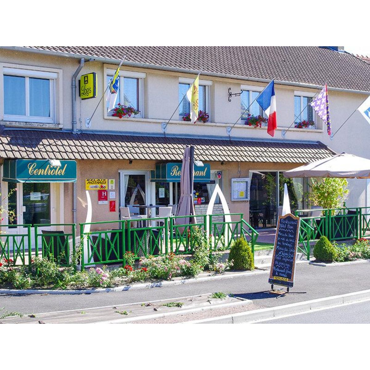 Smartbox 2 jours de bien-être avec dîner et accès au spa dans un hôtel près de Vichy - Coffret Cadeau Séjour