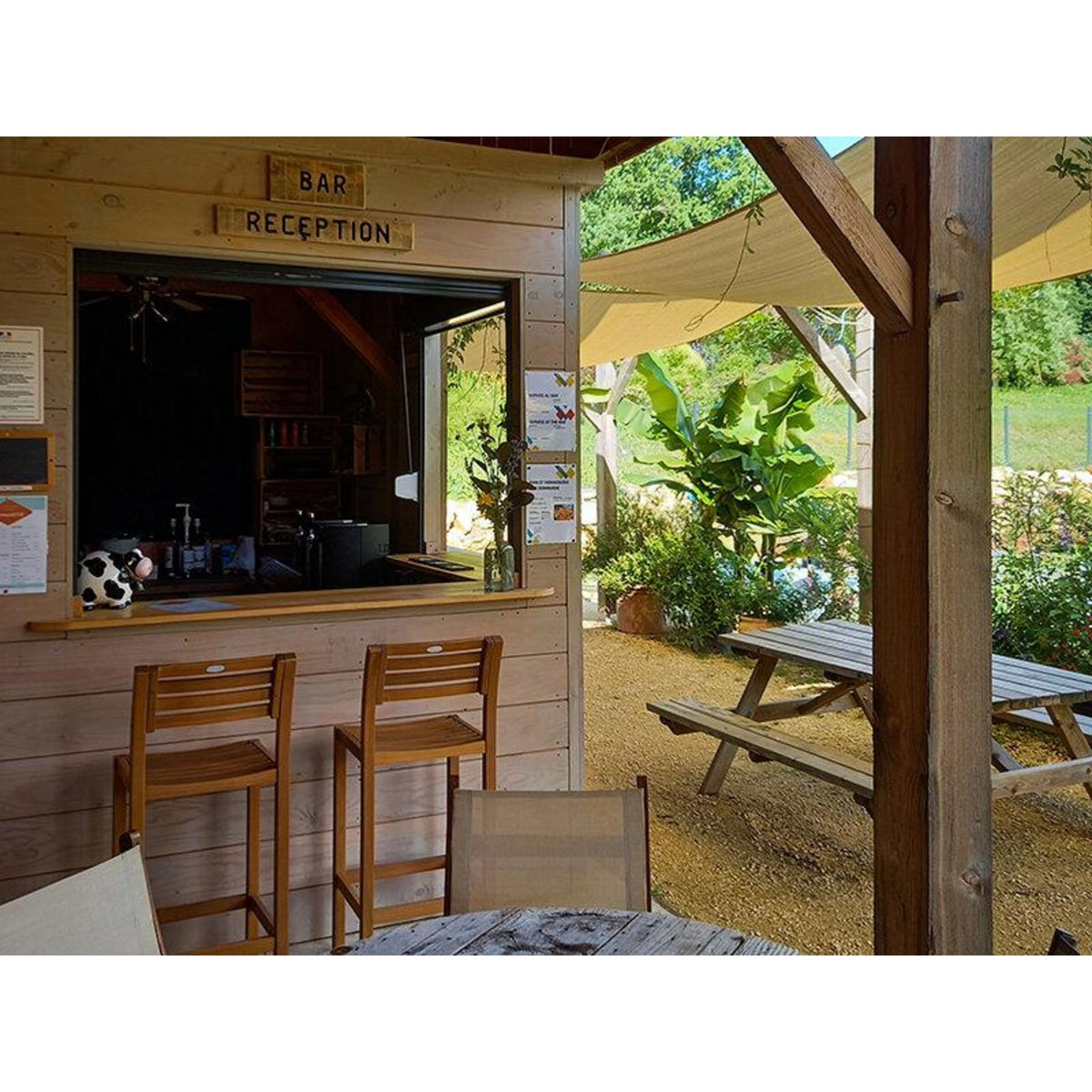 Smartbox 3 jours insolite en cabane pour 2 adultes et 1 enfant près de Bergerac - Coffret Cadeau Séjour