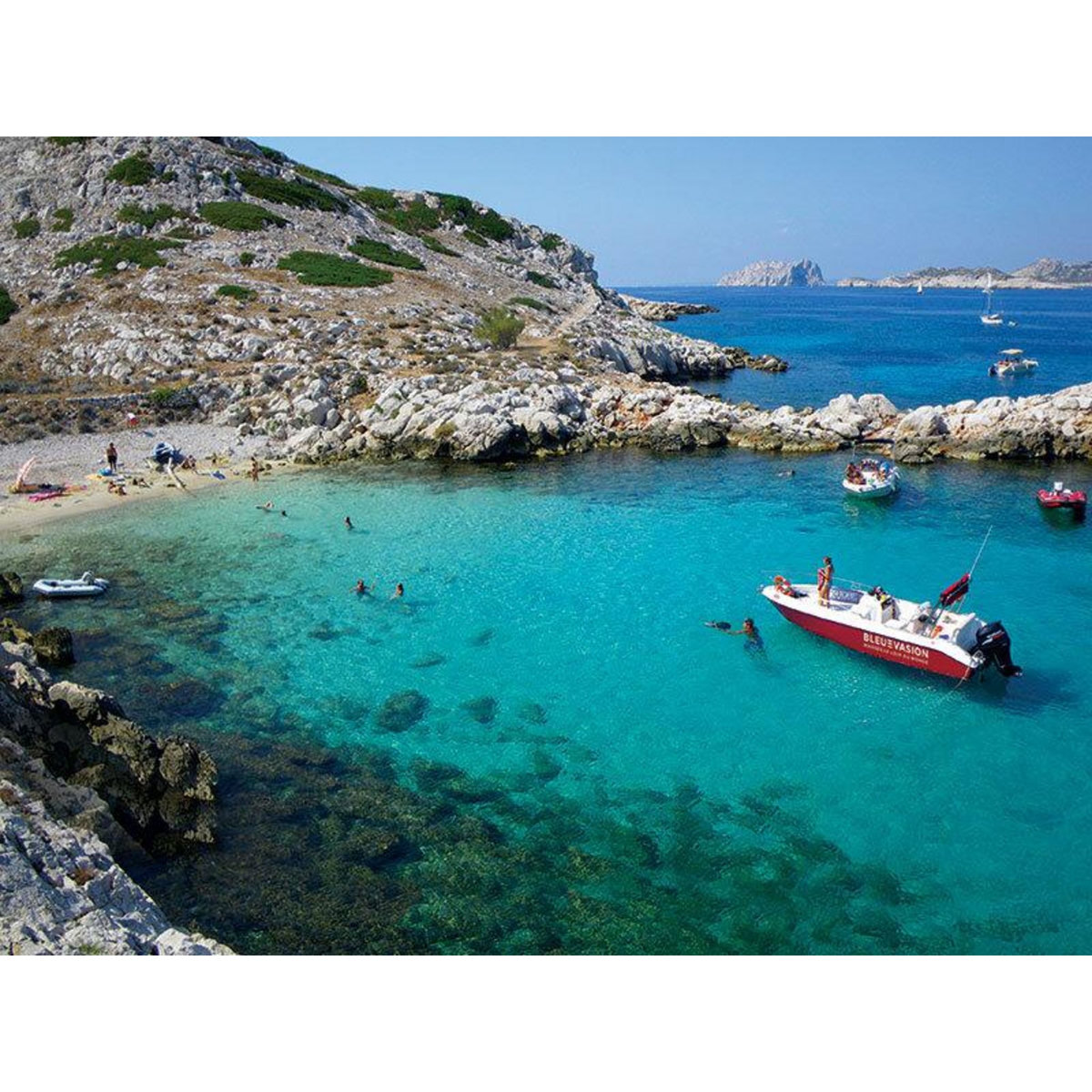 Smartbox Excursion en bateau de 3h en matinée pour 2 personnes dans les calanques de Cassis avec rosé - Coffret Cadeau Sport & Aventure