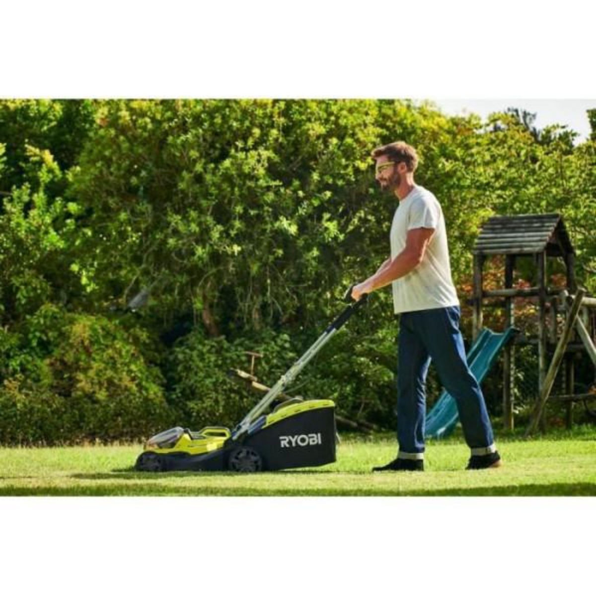 Ryobi Tondeuse a Gazon RYOBI -   poussée HYBRIDE 36V (alimentation par 2 batteries ONE+™) - coupe 37 cm + 2 batteries 5 Ah & charg. - RY18LMH